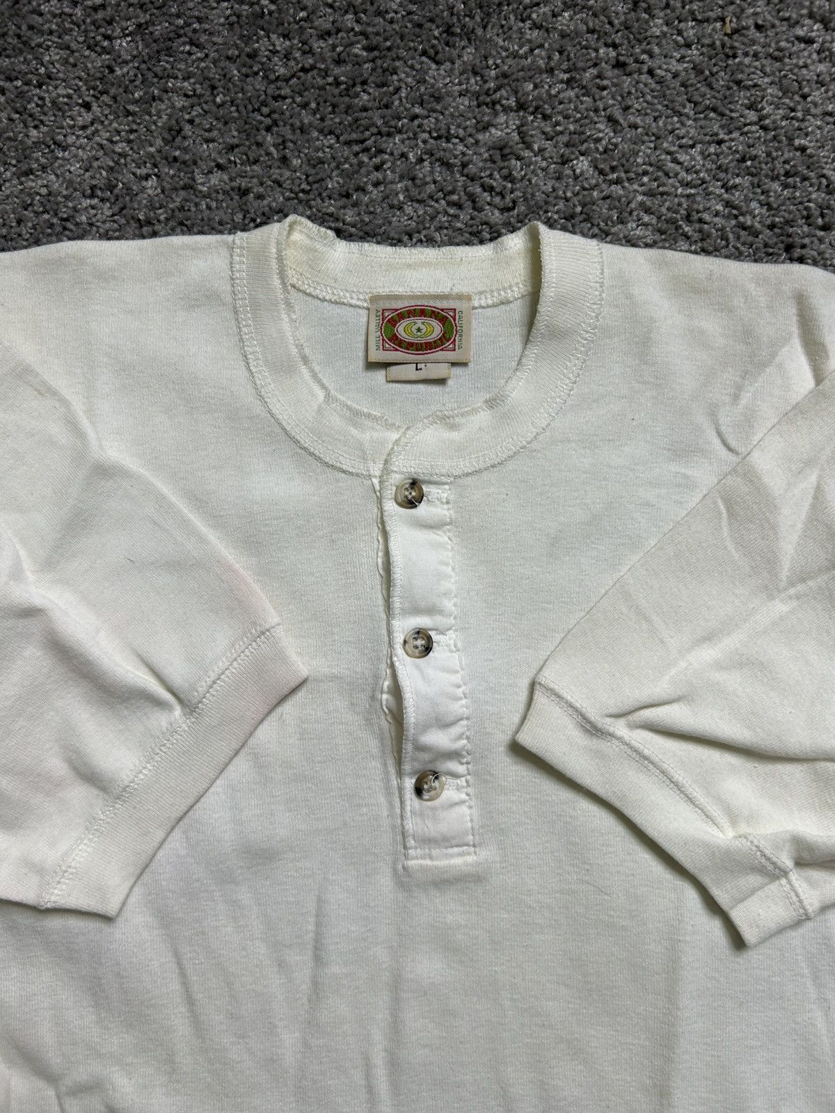 Banana Republic Vintage 80s Banana Republic Henley Tee White USA Size US L / EU 52-54 / 3 - 5 Thumbnail