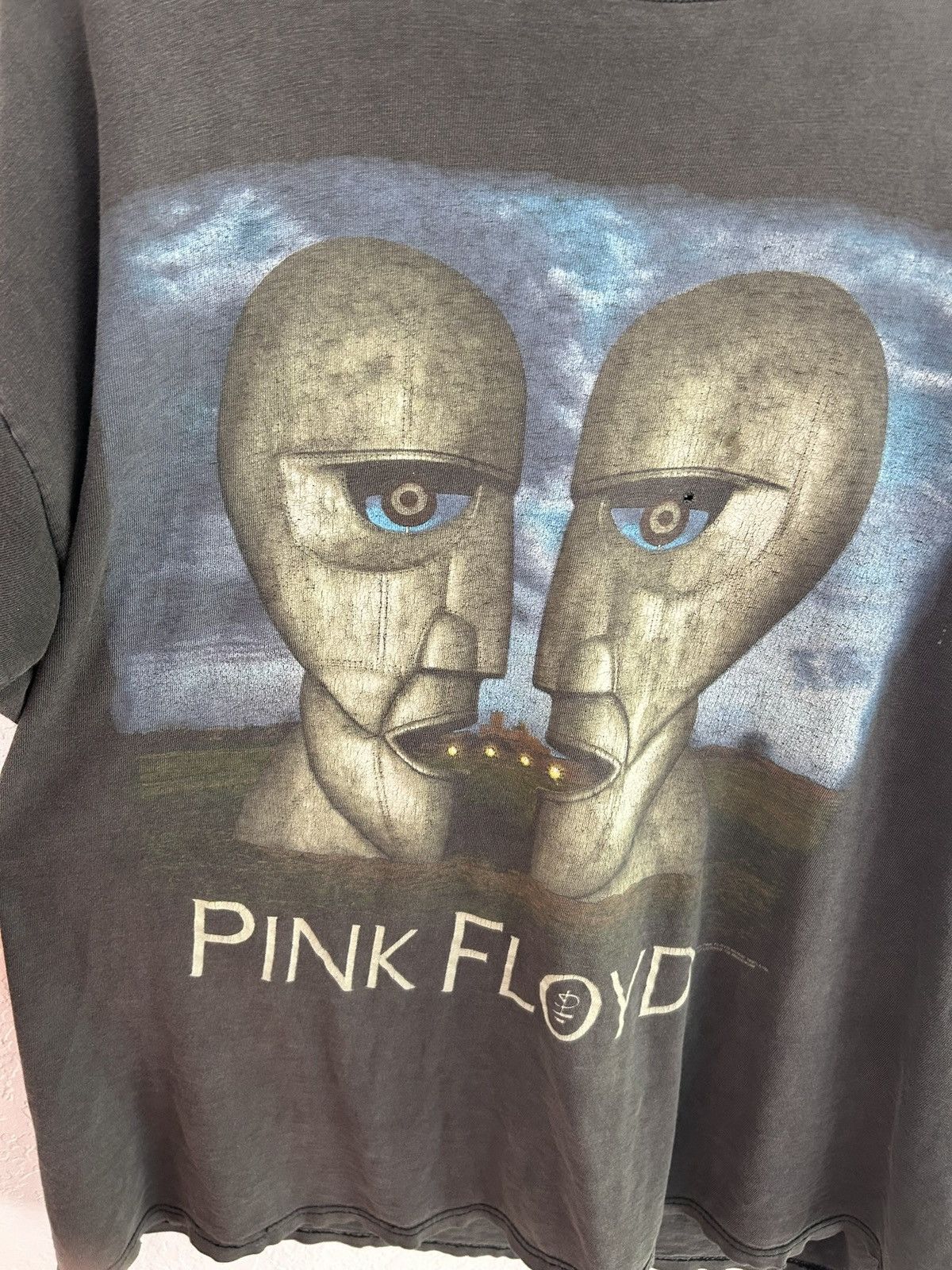 Pink Floyd 1994 pink floyd bell division tour tee Size US XL / EU 56 / 4 - 7 Thumbnail