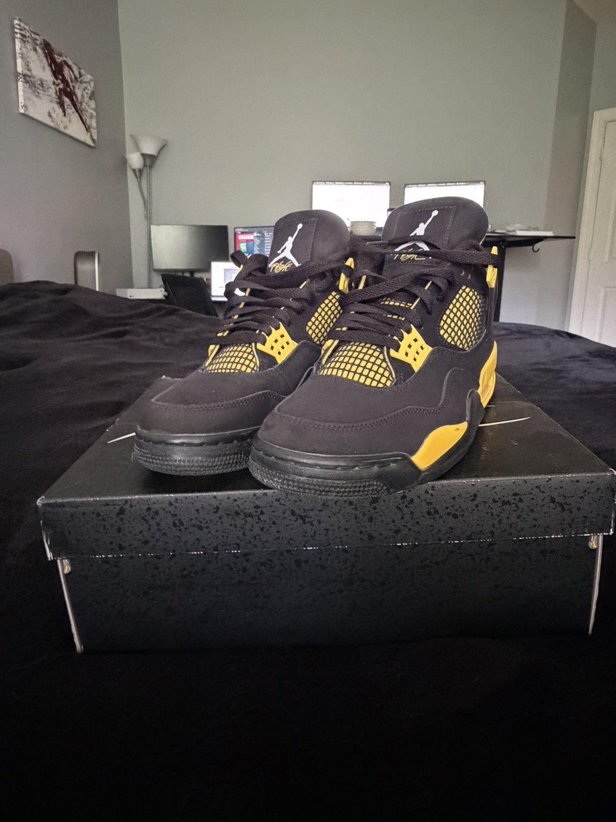 Nike Air Jordan 4 Retro “Thunder” Size 9.5 Black/Yellow Size US 9.5 / EU 42-43 - 1 Thumbnail