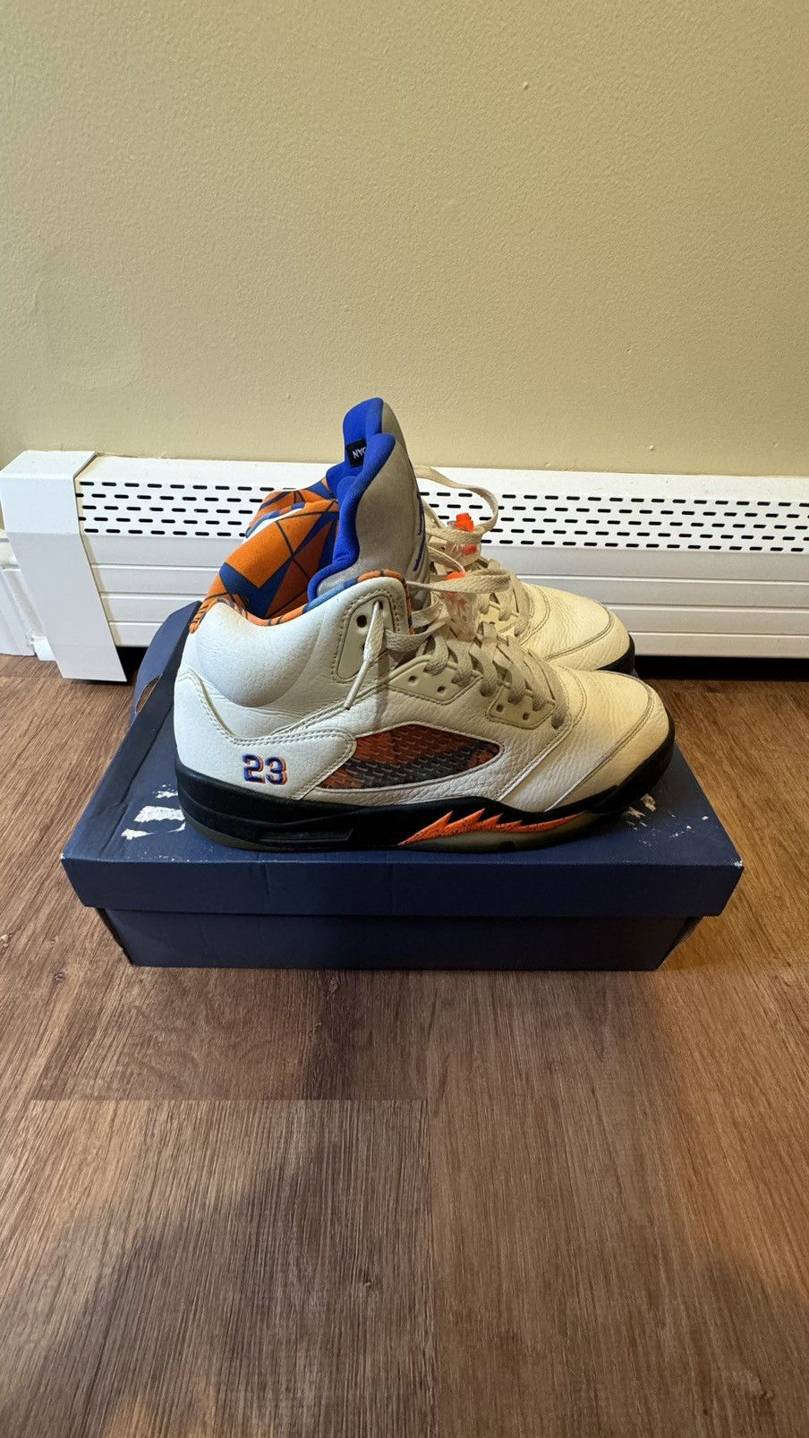 Jordan Brand Air Jordan 5 Retro “International Flight” 2018 Size US 9 / EU 42 - 2 Thumbnail
