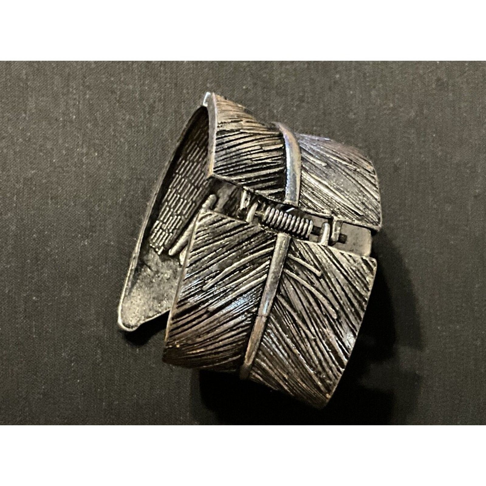 Other Adj. Hinged Wide Cuff Leaf Shaped Bracelet 6in unopened Size ONE SIZE - 4 Thumbnail