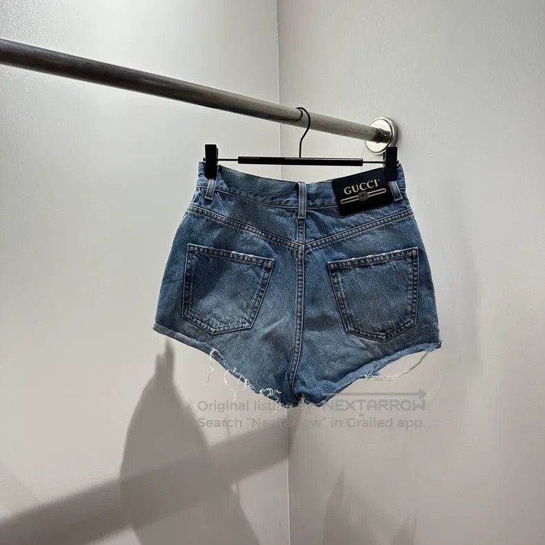 Gucci Gucci Apple Double G Denim Shorts Size 26" / US 2 / IT 38 - 2 Thumbnail