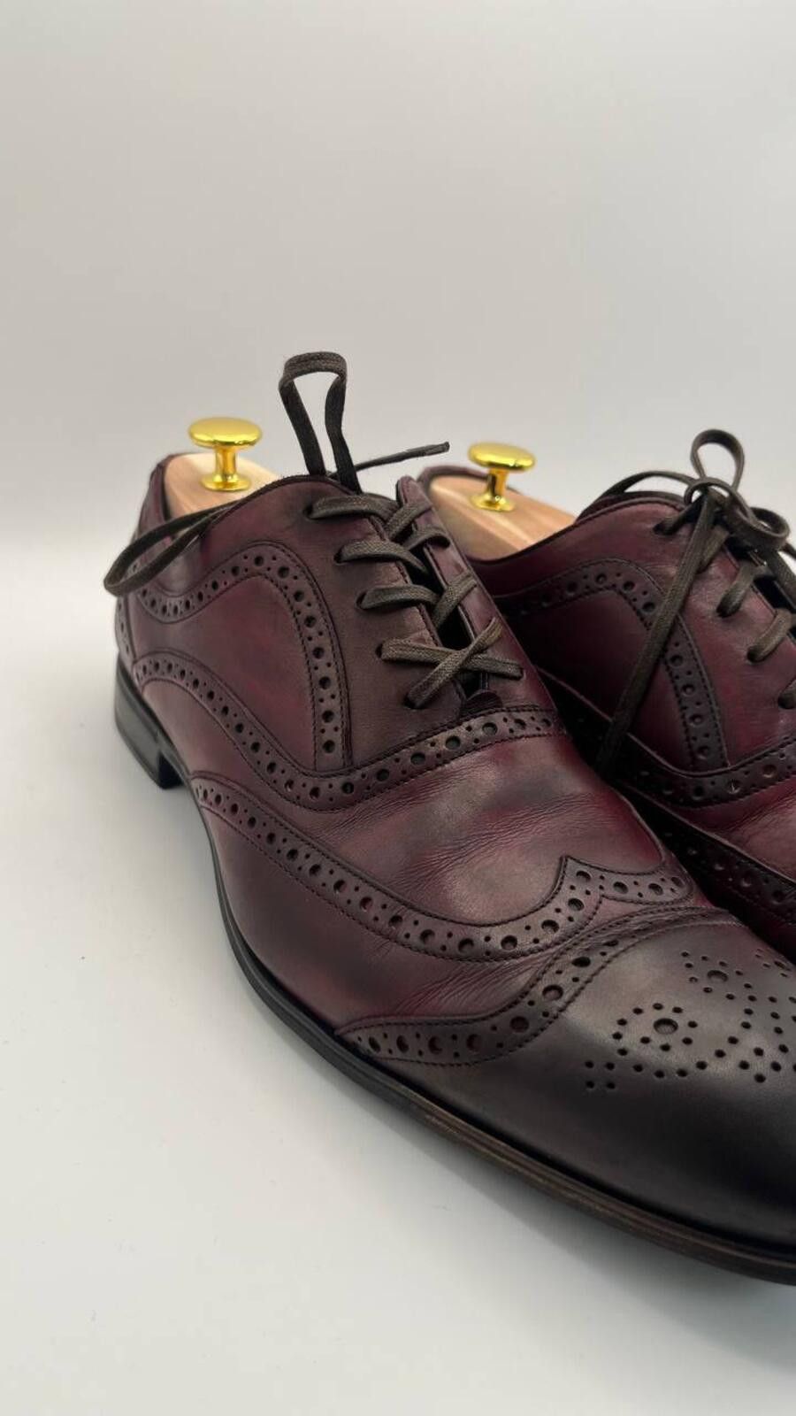 Dolce & Gabbana Dolce & Gabbana Burgundy and Black Leather Brogue Shoes Size US 7 / EU 40 - 2 Thumbnail
