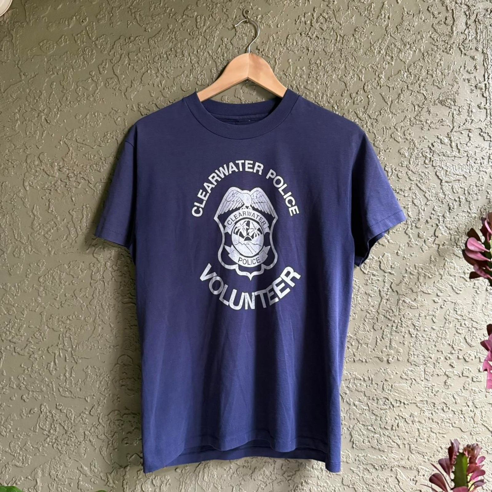 Vintage Vintage 80s Clearwater Police Volunteer Men's M Navy Tee Size US M / EU 48-50 / 2 - 2 Thumbnail