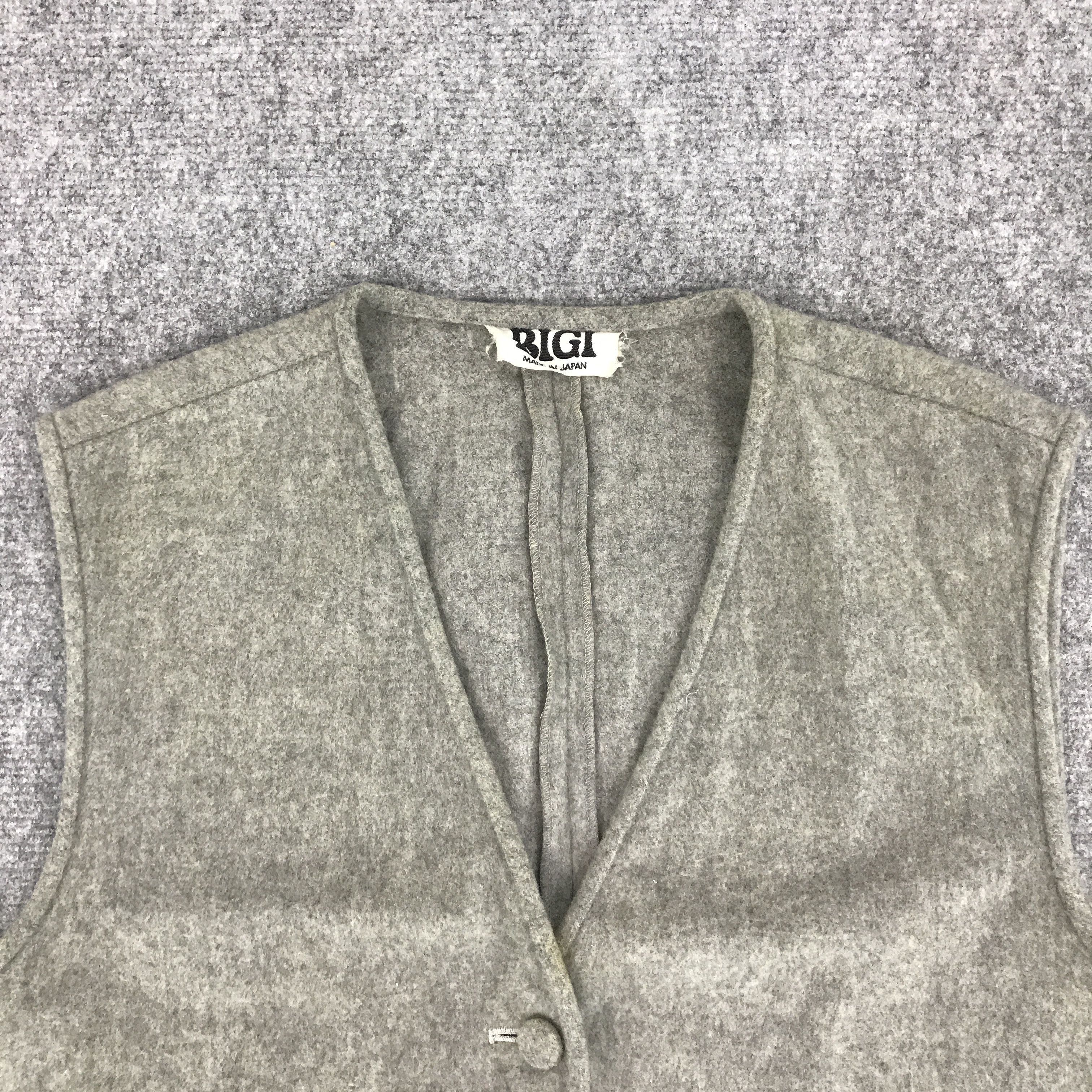 BIGI × Japanese Brand BIGI JAPAN WOOL BUTTON VESTS Size US M / EU 48-50 / 2 - 3 Thumbnail