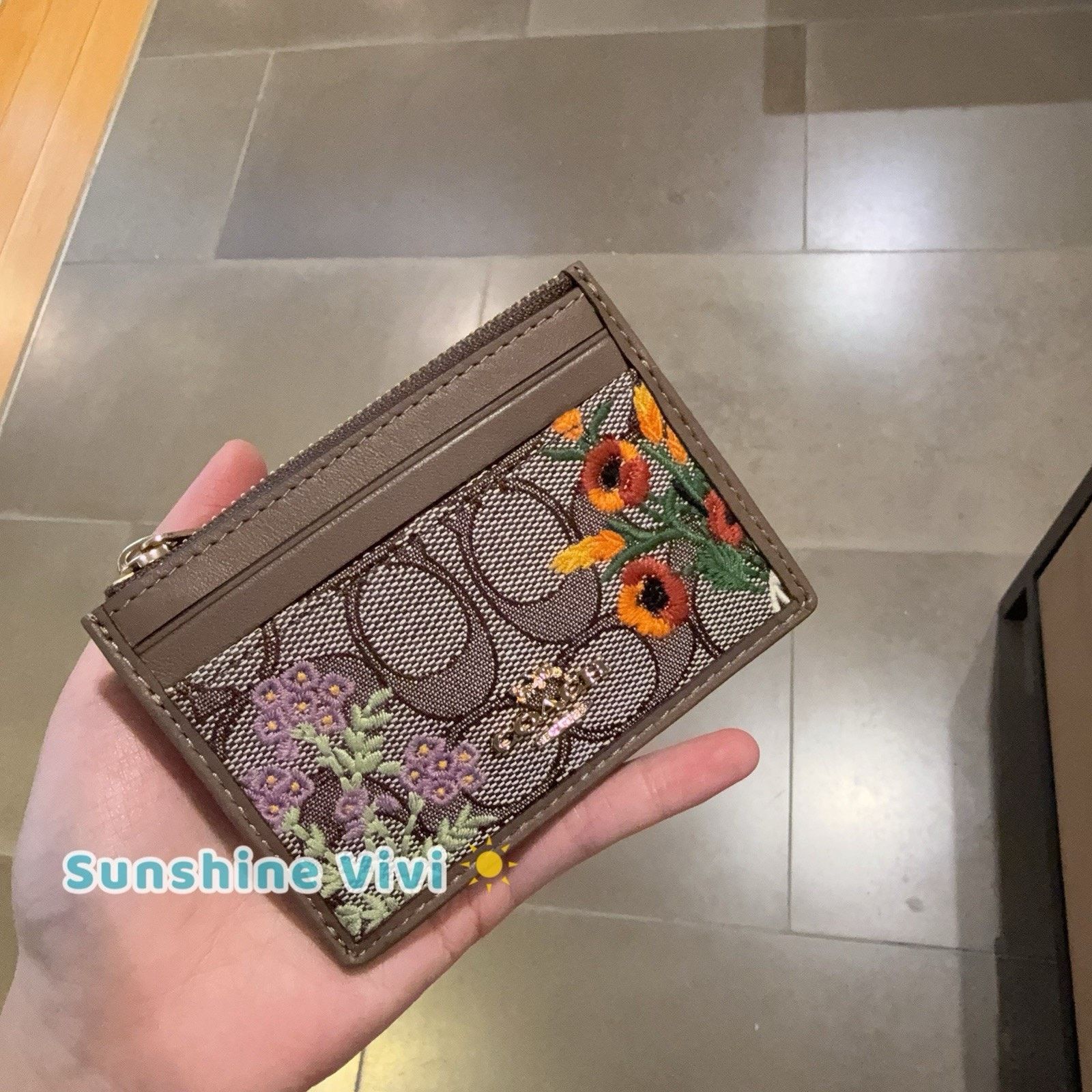 Coach NWT Coach Mini Skinny Id Case Floral Embroidery Oak CEL83 Size ONE SIZE - 1 Thumbnail