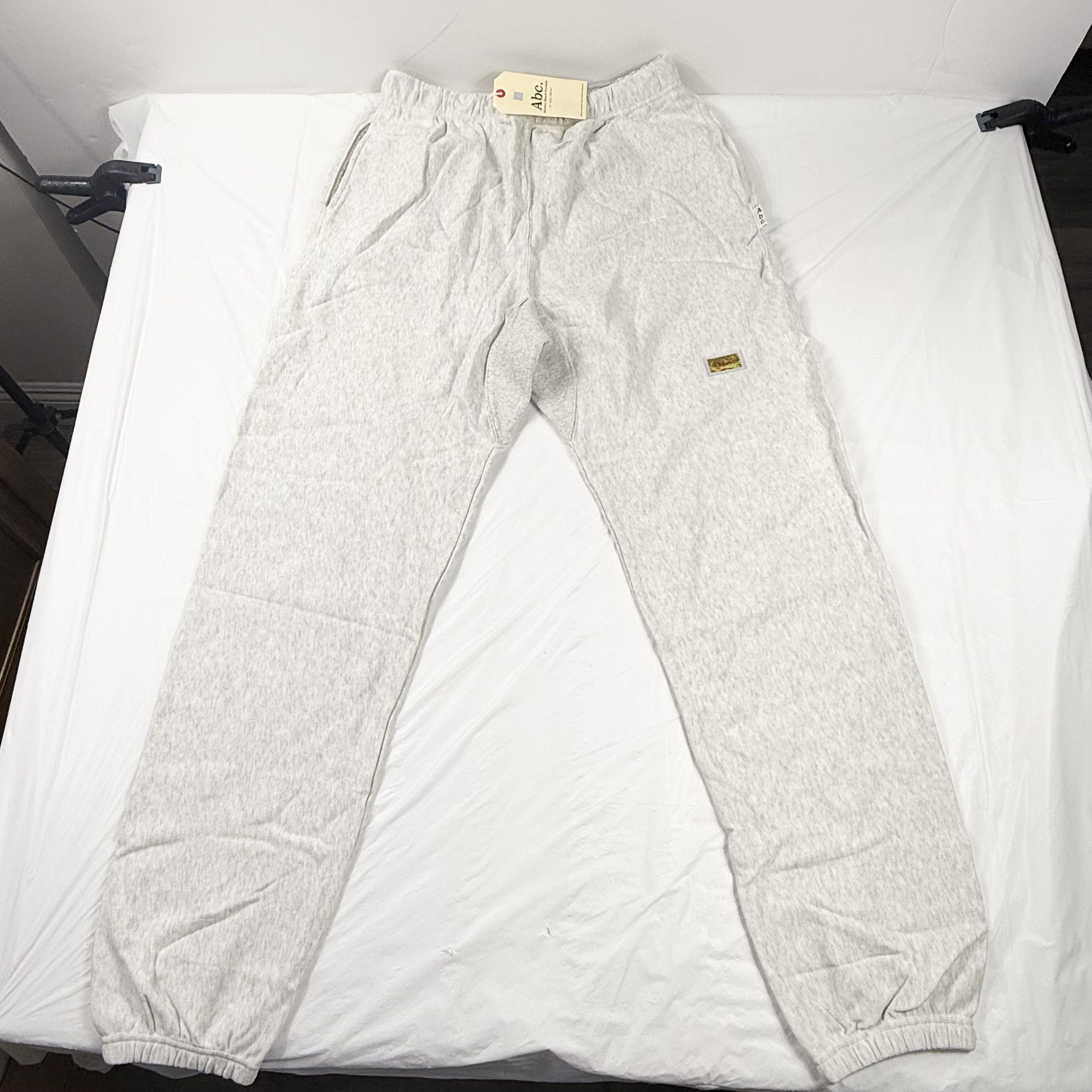 Advisory Board Crystals Advisory Board Crystals Abc. Heather Grey Sweatpants XXL Size US 36 / EU 52 - 1 Thumbnail