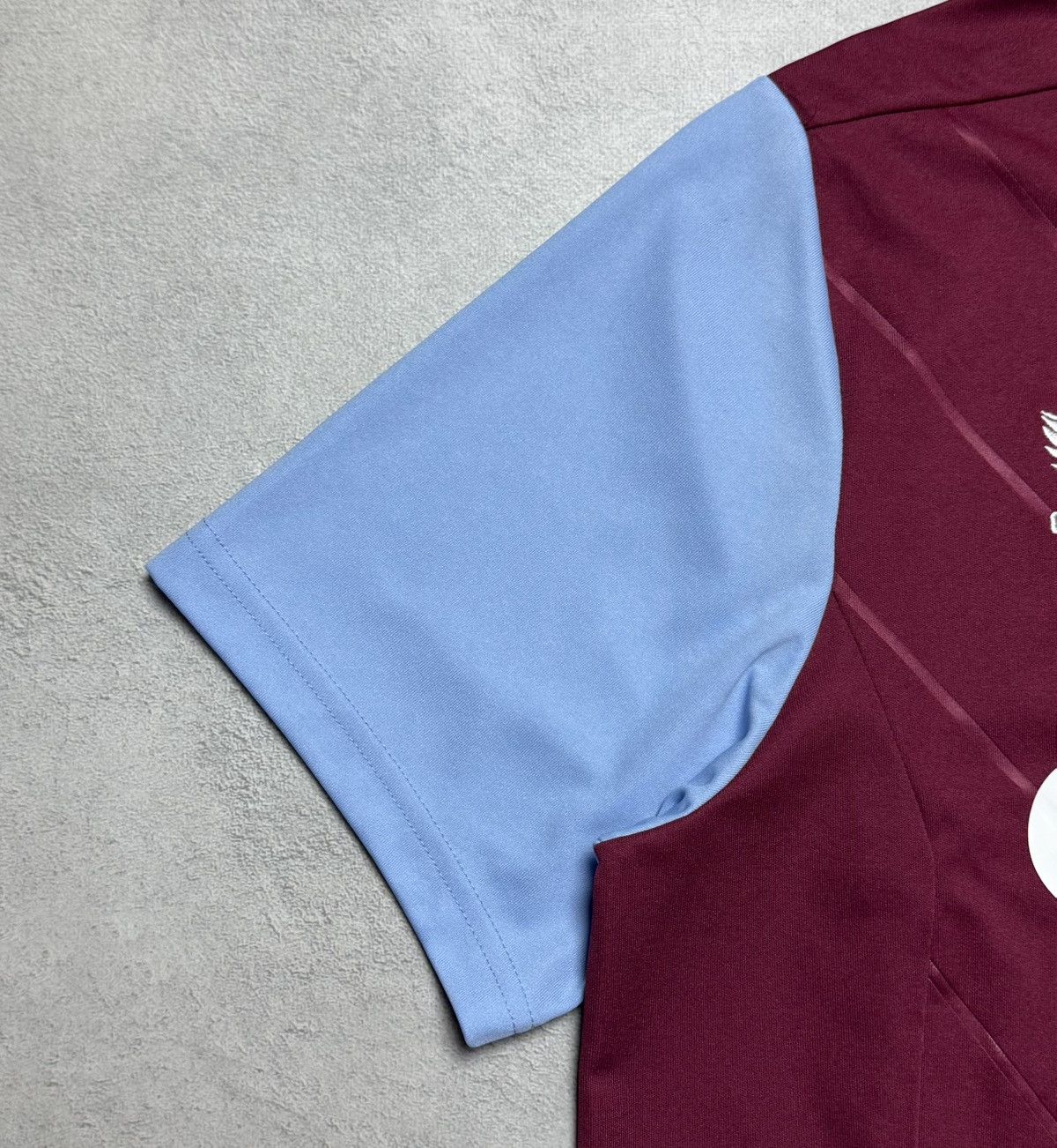 Castore Aston Villa 2022 2023 Home Shirt Soccer Jersey Castore Size US XL / EU 56 / 4 - 5 Thumbnail