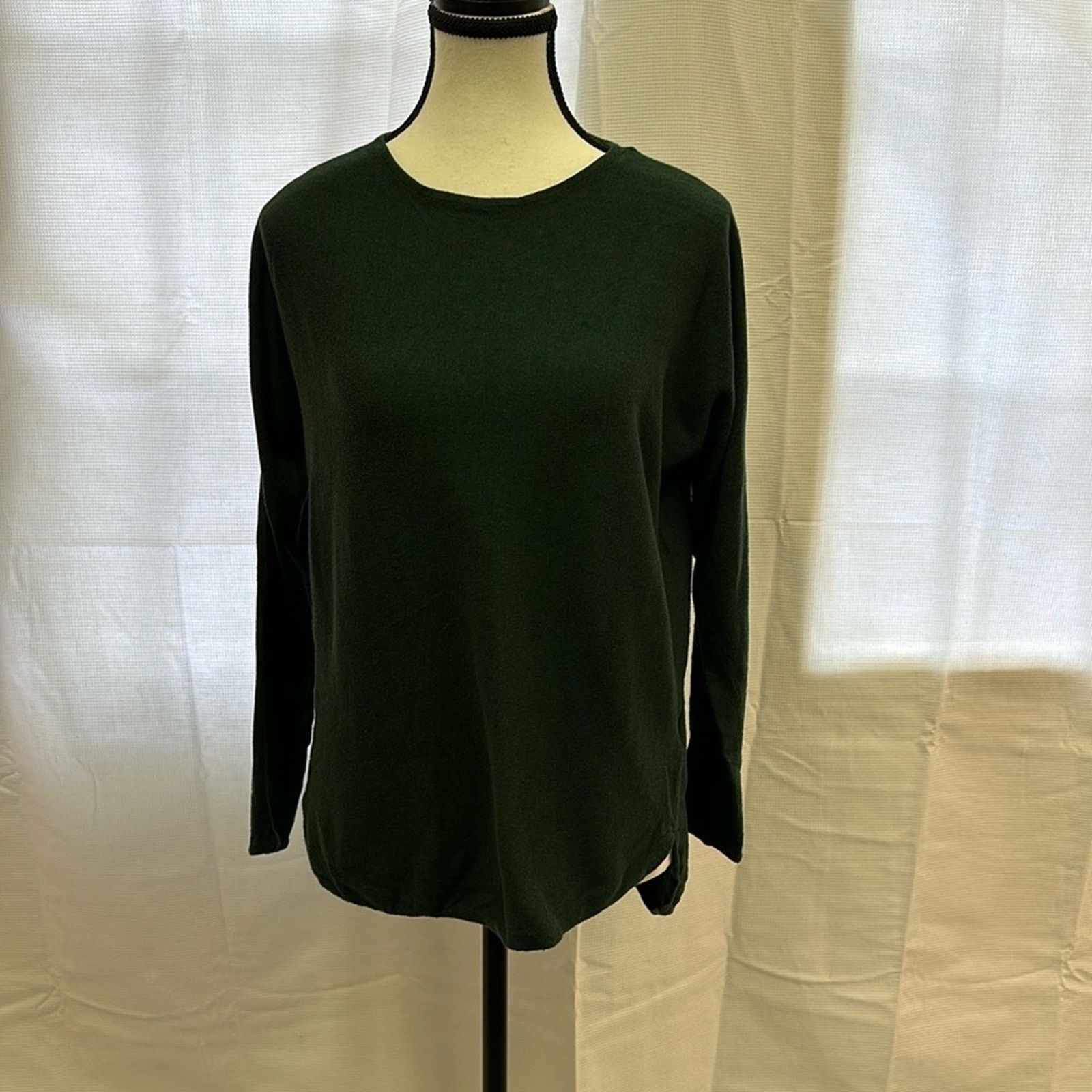 Michael Kors Hunter Green Michael Kors Sweater - Size Small, Super Soft Size S / US 4 / IT 40 - 2 Thumbnail