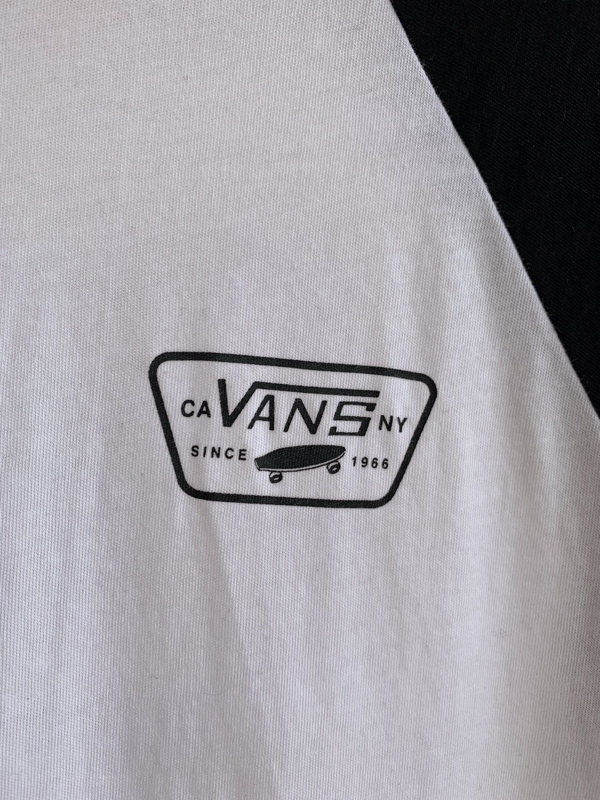 Vans Vans Full Patch Backprint Logo Long Sleeve Raglan T-Shirt Size L / US 10 / IT 46 - 6 Thumbnail
