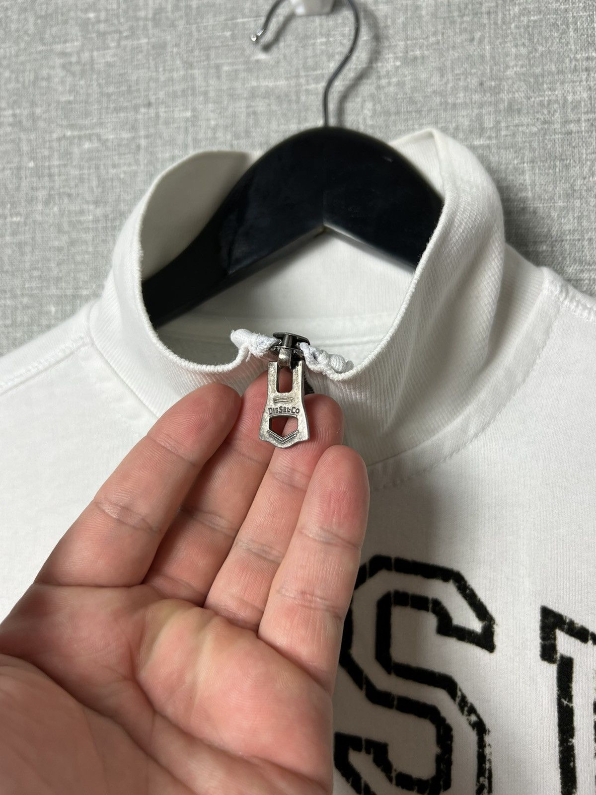 Diesel Rare Vintage Y2K Diesel Big Logo Zip Pullover Sweatshirt Size US S / EU 44-46 / 1 - 9 Thumbnail