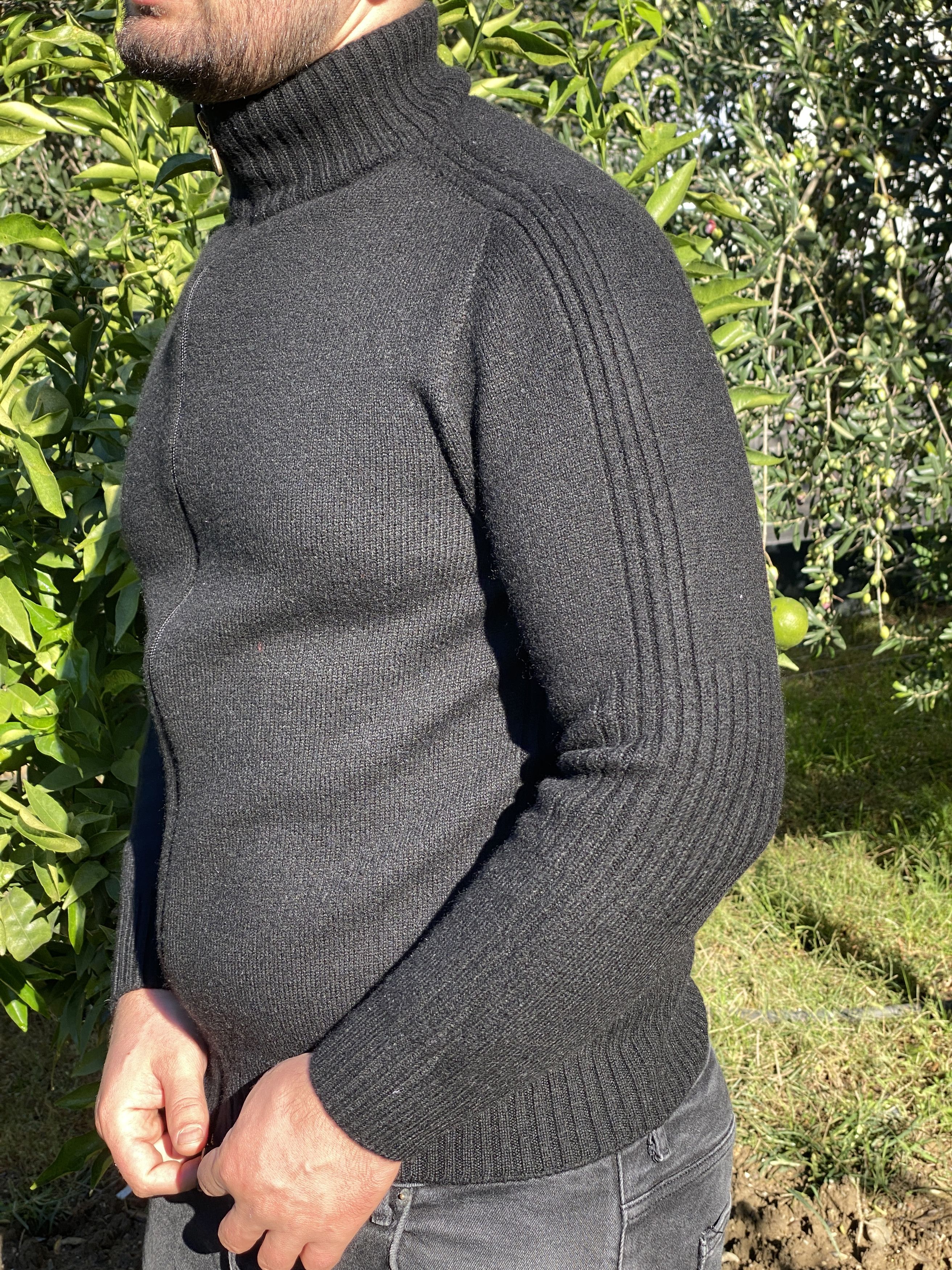 Belstaff Knit Belstaff Pullover Slim Striped SweatShirt Size M 48 50 Size US M / EU 48-50 / 2 - 17 Thumbnail