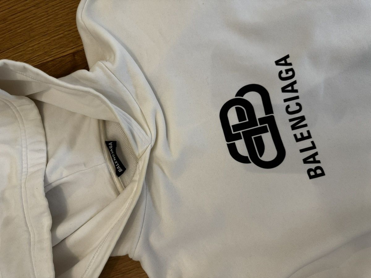 Balenciaga Balenciaga Logo Print Hoodie Size US L / EU 52-54 / 3 - 3 Thumbnail