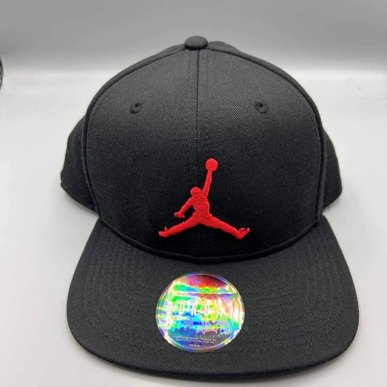 Jordan Brand Air Jordan Hat Men Black Embroidered Red Logo Snap Back Cap Size ONE SIZE - 1 Thumbnail