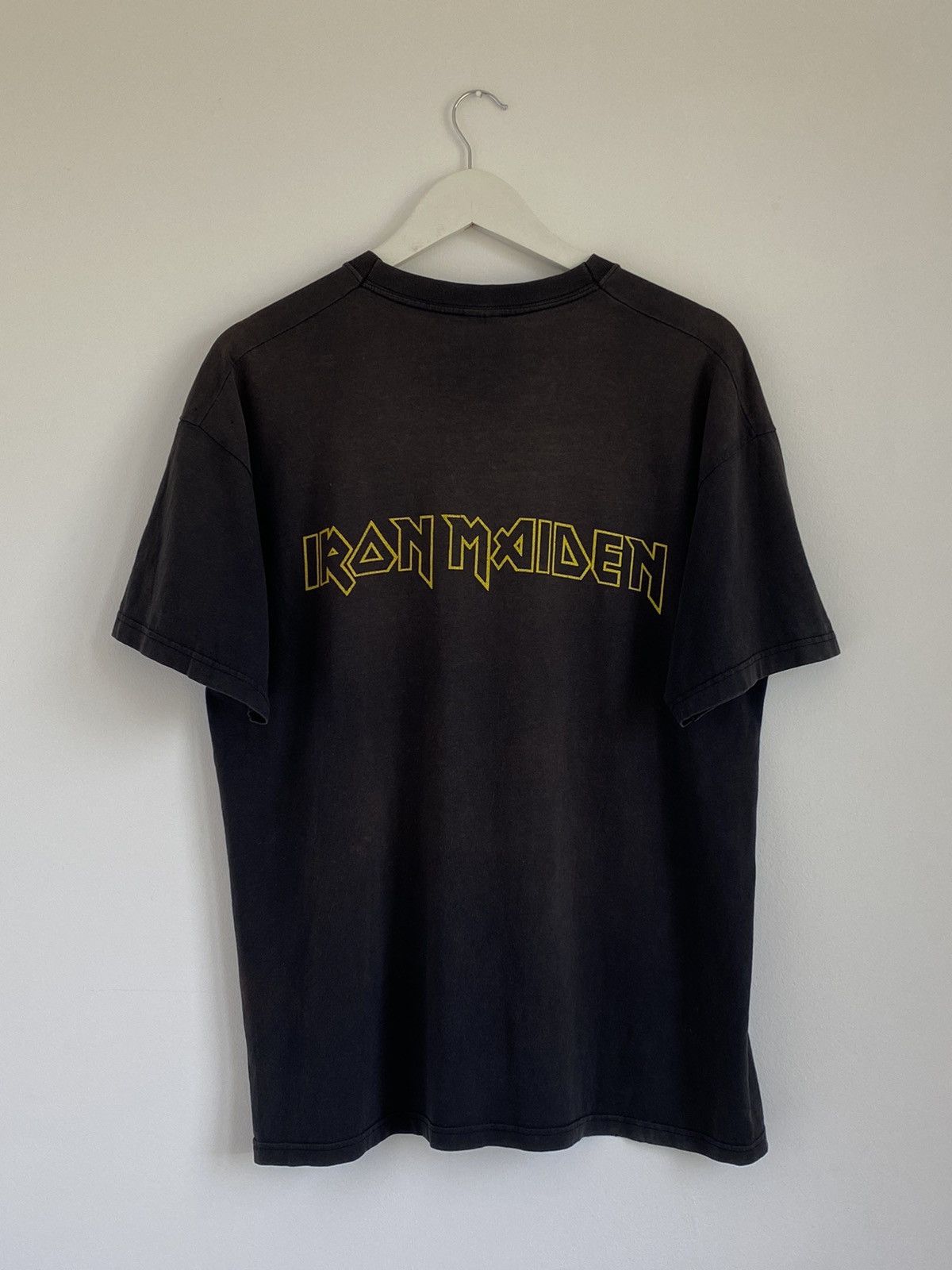 Vintage 2005 Iron Maiden Death on the road vintage band t-shirt Size US L / EU 52-54 / 3 - 2 Thumbnail