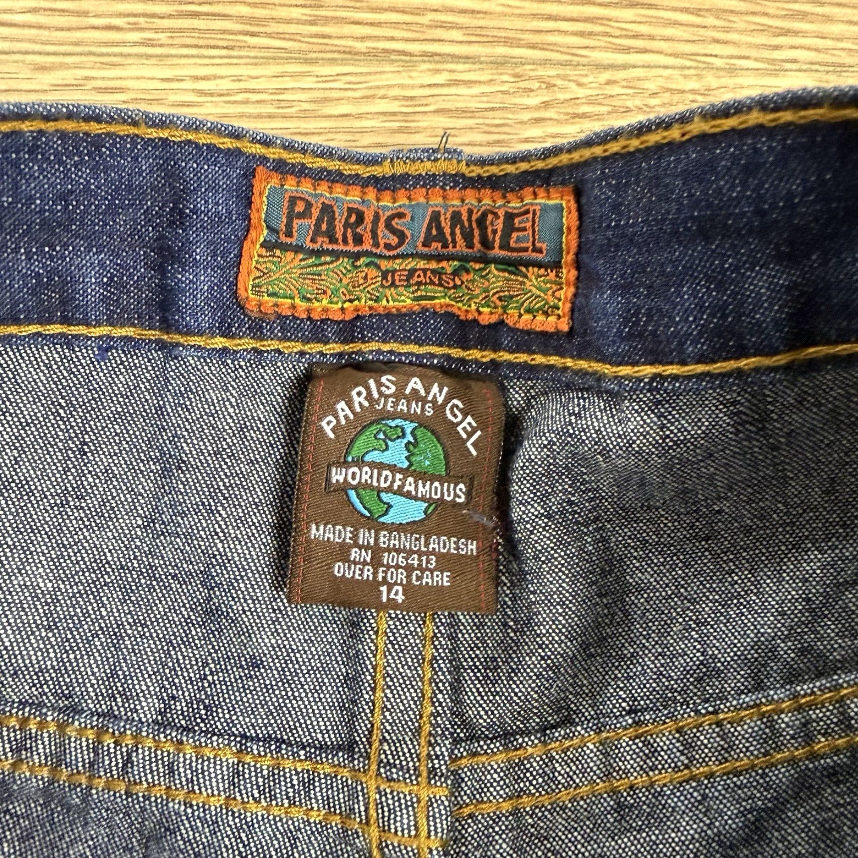Vintage VINTAGE Paris Angel Denim Shorts Bermuda Women 14 High Rise Blue Embroidered Pockets 6in Inseam Ladies Size 36" / US 14 / IT 50 - 2 Thumbnail