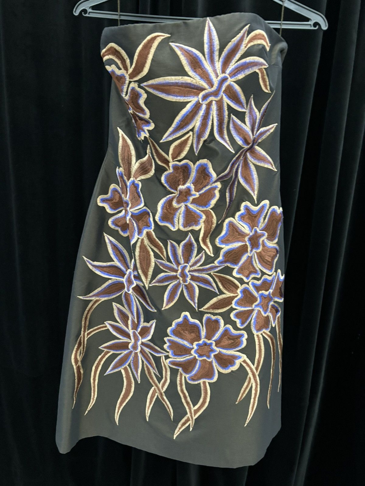 Other Bernard Chandran embroidered dress Size L / US 10 / IT 46 - 1 Thumbnail