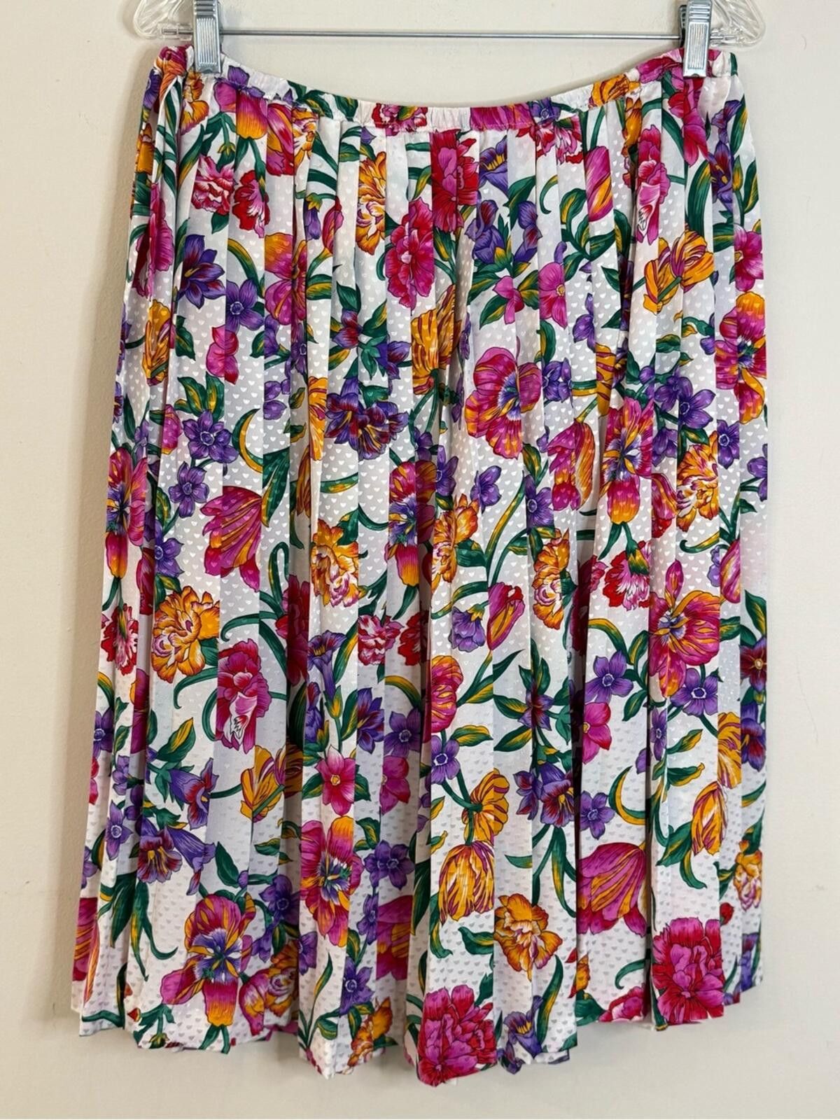 Other Vintage pleated floral skirt dainty white hearts SZ M/L Size 30" / US 8 / IT 44 - 1 Thumbnail