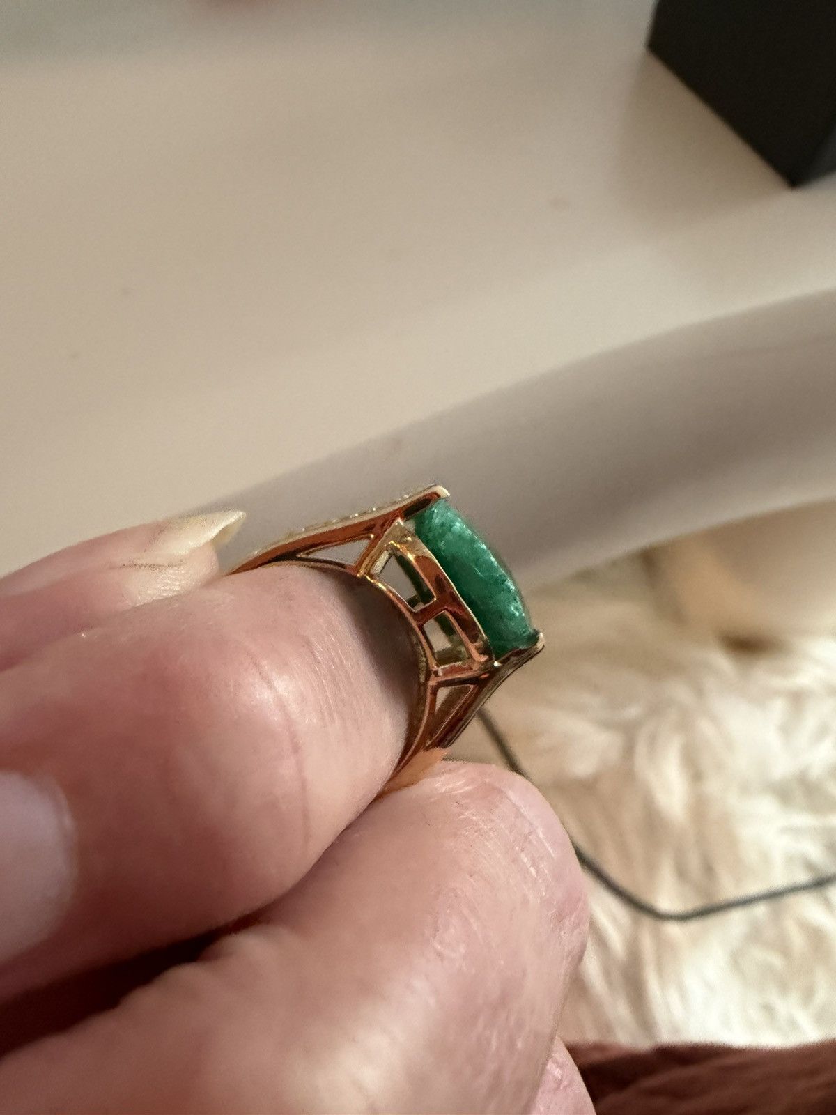 Other 9.0 carat natural emerald ring size 7 Size ONE SIZE - 4 Thumbnail