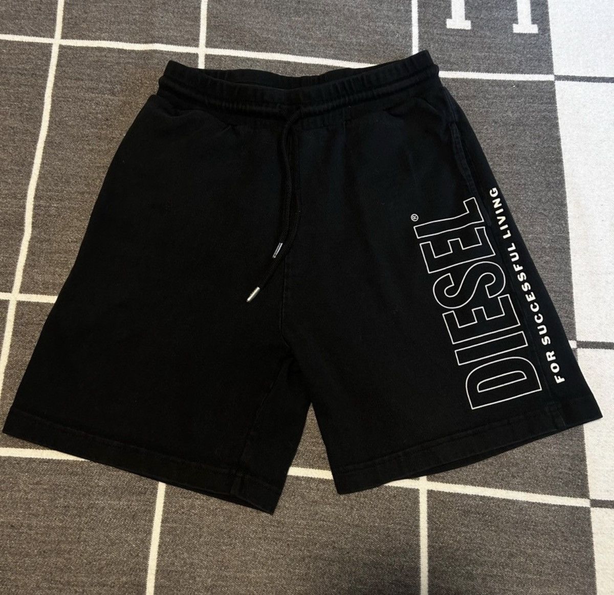 Diesel Diesel Logo Sweat Shorts Black XS/S Y2K Streetwear Size US 30 / EU 46 - 9 Thumbnail