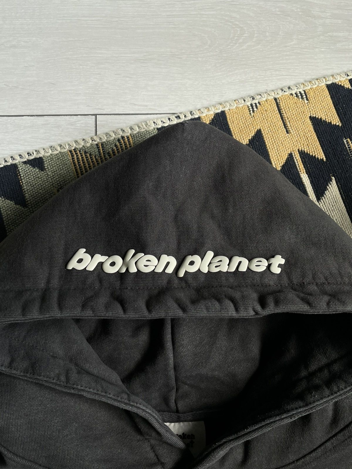 Other Broken Planet “far side in the moon” Hoodie Size US M / EU 48-50 / 2 - 7 Thumbnail