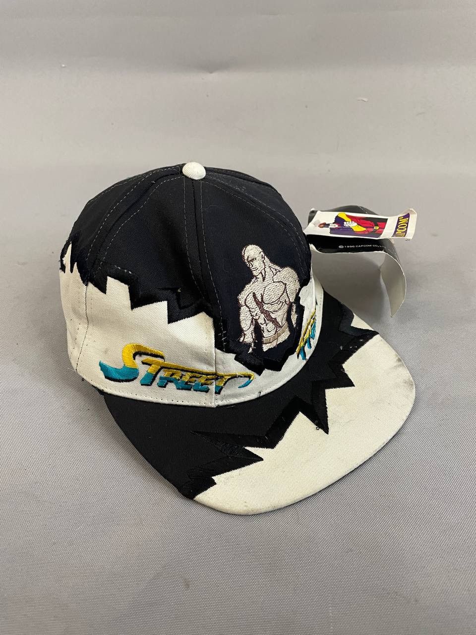 Vintage Street Fighter 2 Capcom Cap Vintage 1990s Size ONE SIZE - 1 Thumbnail