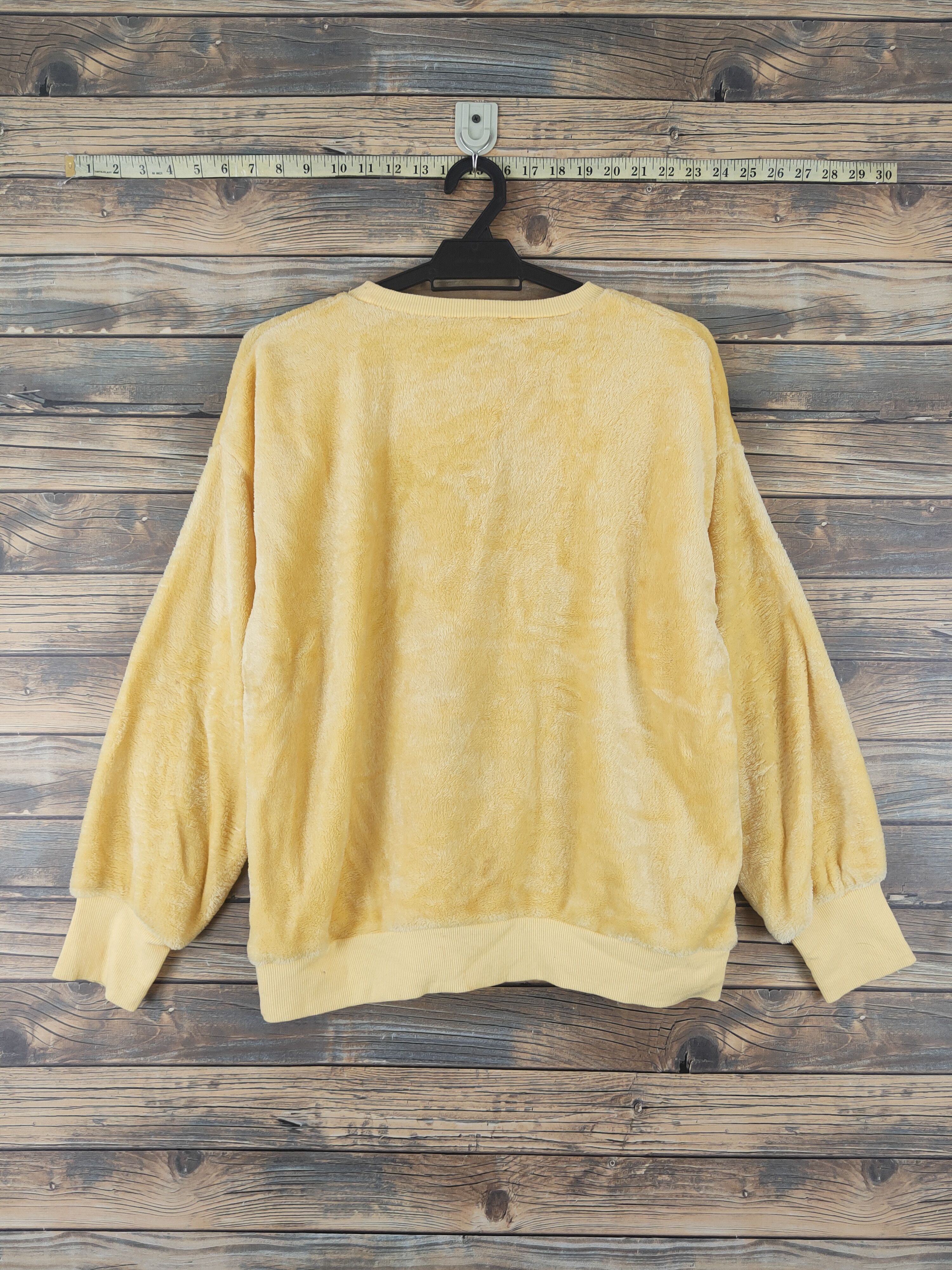 Disney DL Disney Mickey Mouse Yellow Pluto Fleece Sweatshirts #1803 Size M / US 6-8 / IT 42-44 - 7 Thumbnail