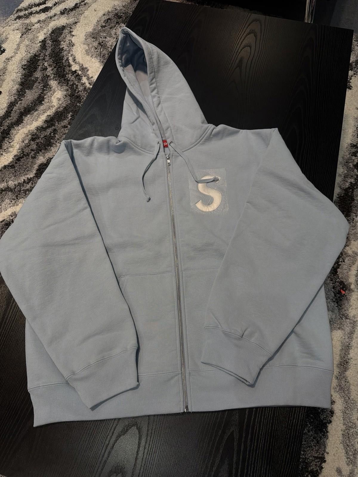 Supreme Supreme S Logo Zip Up Hooded Sweatshirt Blue Size (XL) NEW Size US XL / EU 56 / 4 - 1 Thumbnail