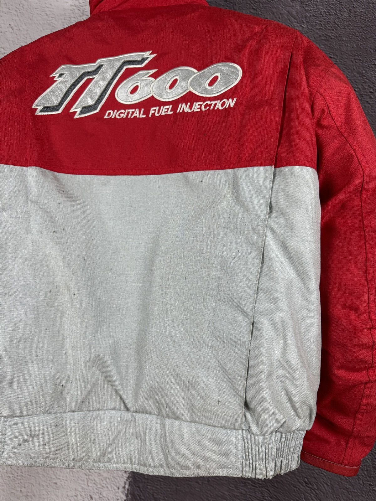 Vintage Triumph Motorcycles TT 600 vintage biker protection jacket Size US S / EU 44-46 / 1 - 17 Thumbnail