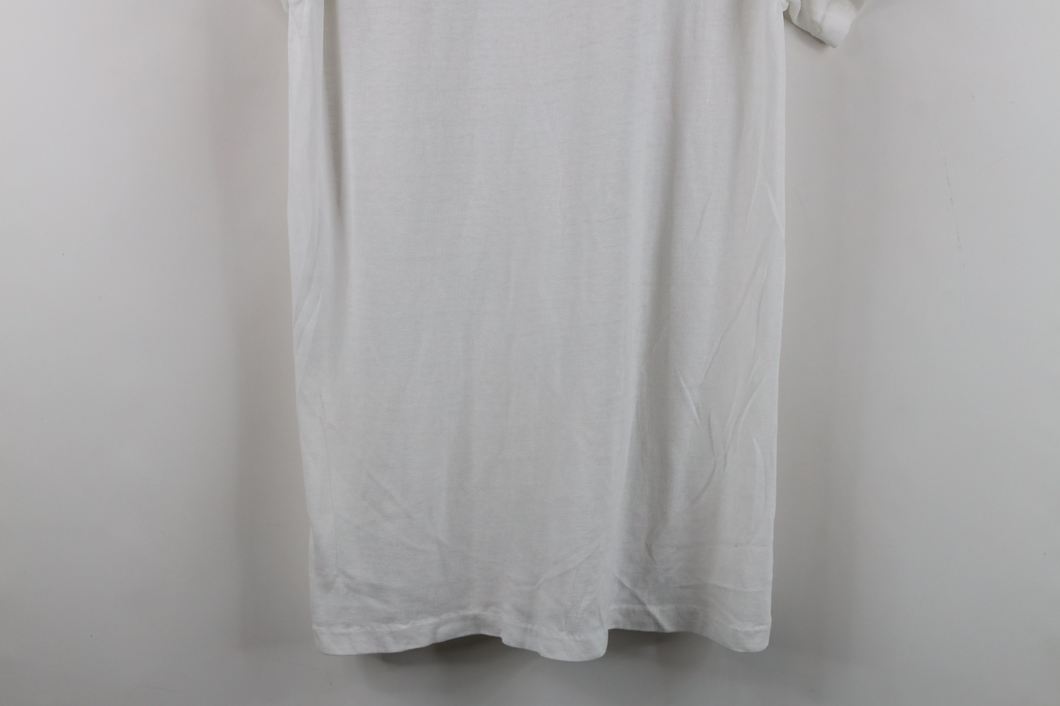 Vintage Vintage 90s Streetwear Blank Super Thin T-Shirt White USA Size US L / EU 52-54 / 3 - 12 Thumbnail