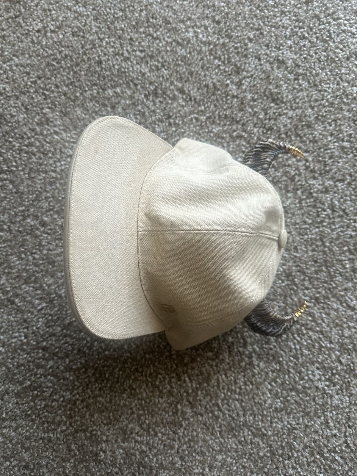 Givenchy Givenchy 21ss cowhorn hat Size ONE SIZE - 3 Thumbnail