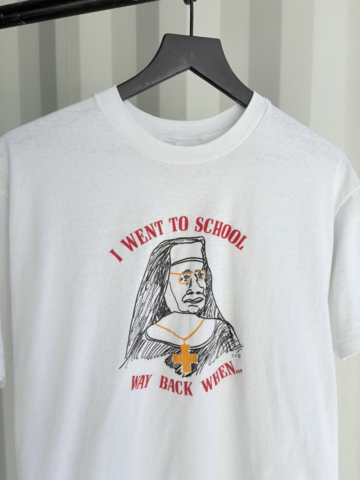 Vintage Nun Jesus Thrashed Distressed Faded Shirt Parody Funny Size US L / EU 52-54 / 3 - 2 Thumbnail