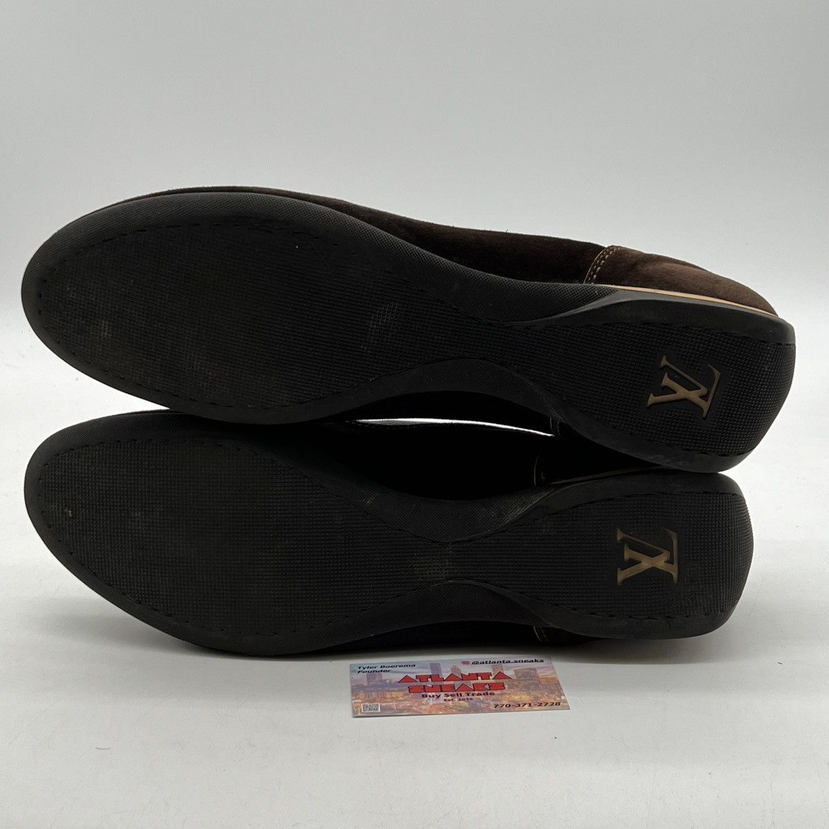 Louis Vuitton Louis Vuitton Suede Low Top Monogram sneakers Size US 13 / EU 46 - 6 Thumbnail