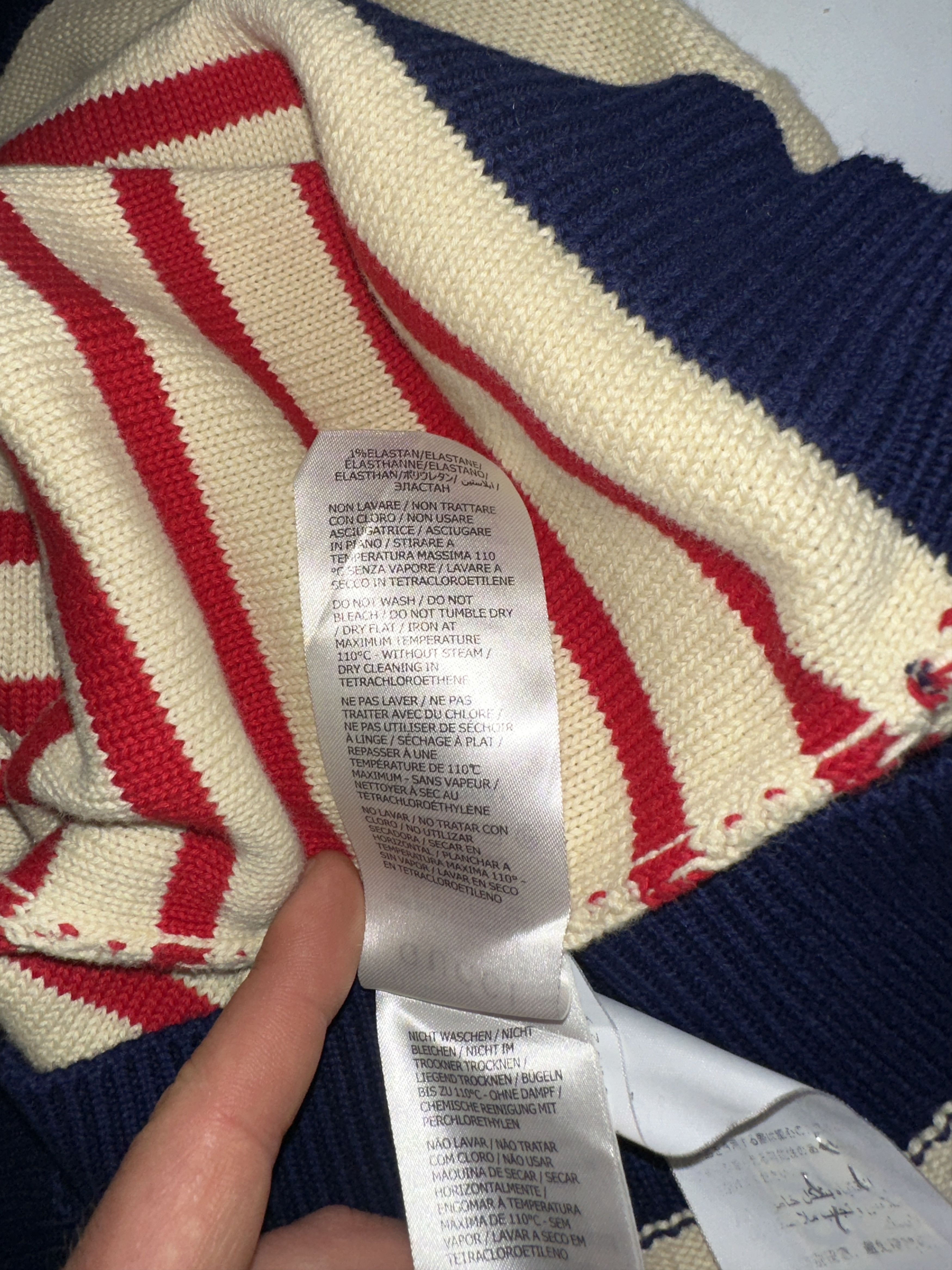 Gucci Luxury Gucci Knit Striped Sweater Crew Neck Size M 175/96 A Size US M / EU 48-50 / 2 - 12 Thumbnail
