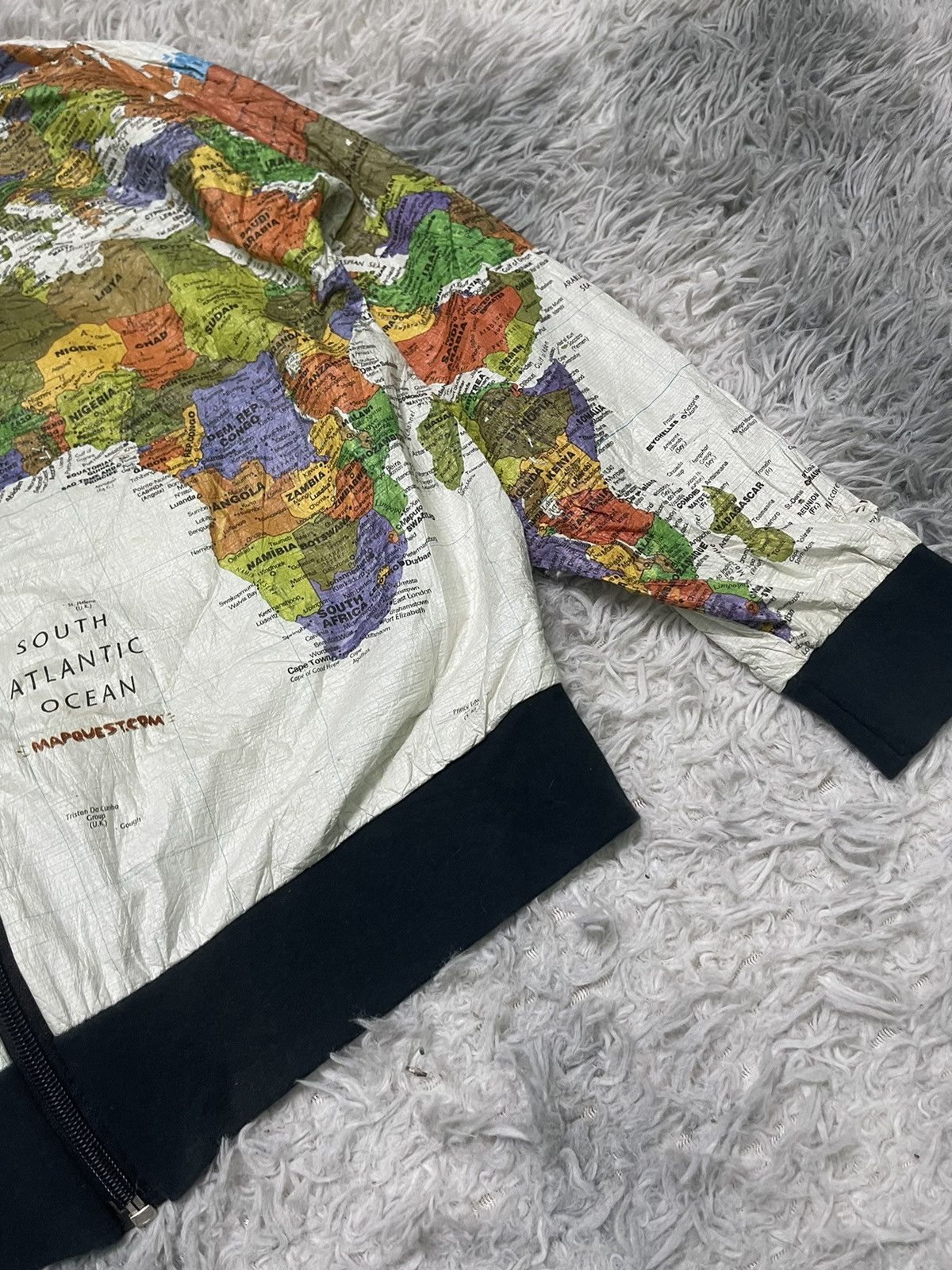 Nirvana VINTAGE 90s WORLD MAP JACKET KURT COBAIN BY LESLIE JORDAN Size US M / EU 48-50 / 2 - 9 Thumbnail
