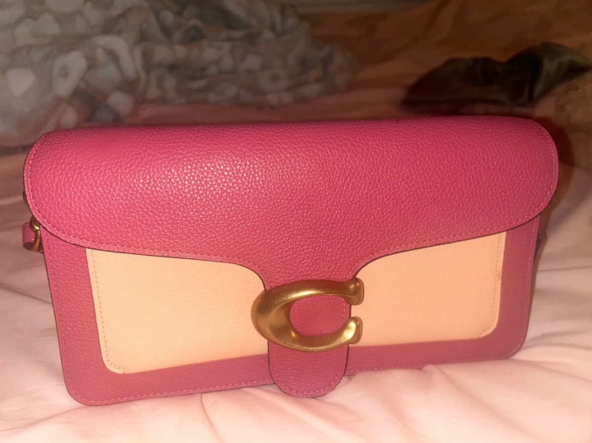 Coach Pink Coach medium Shoulder bag Size ONE SIZE - 1 Thumbnail