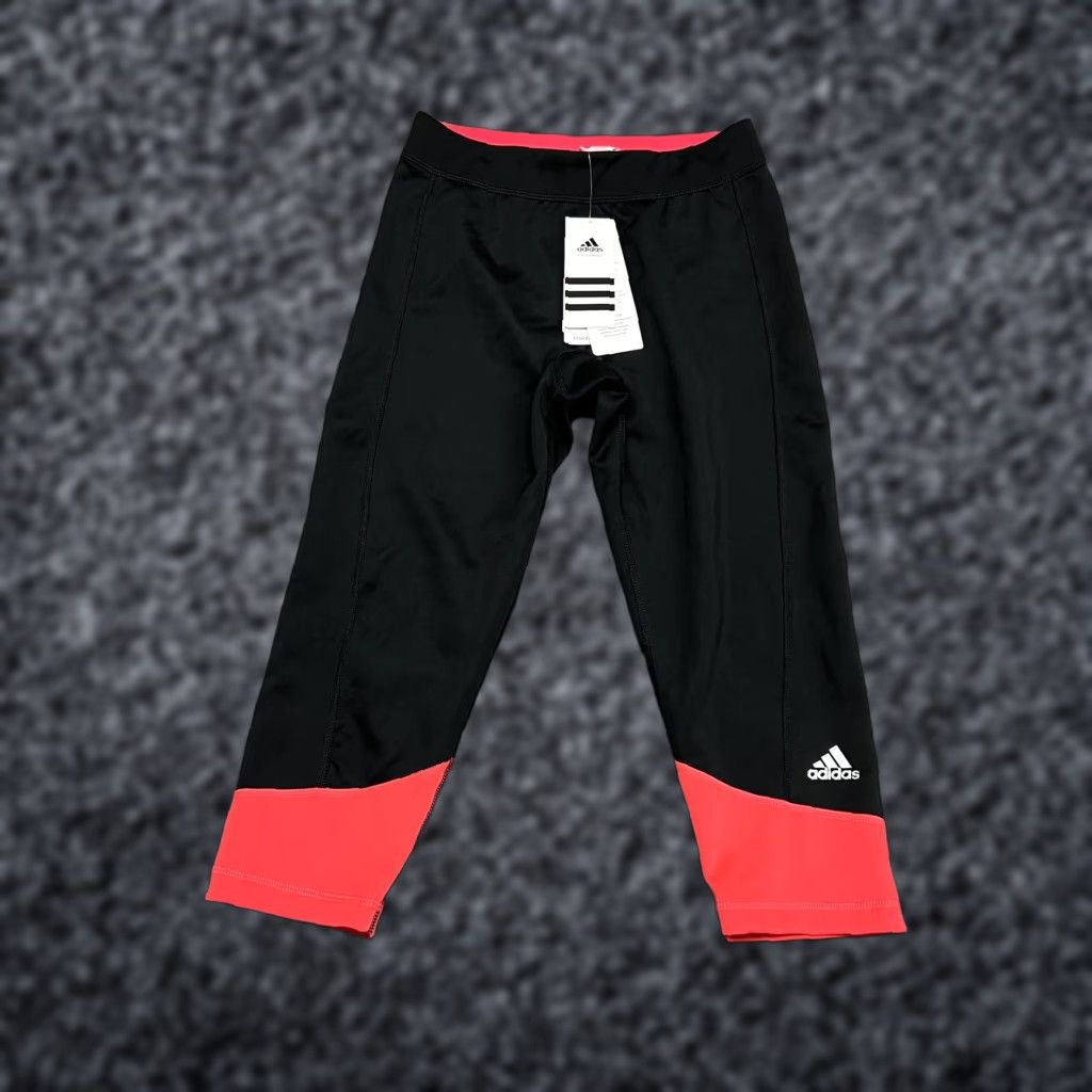 Adidas Adidas Leggings Womens S Black Techfit Capri Climalite UPF 50+ Running Gym Yoga Size 28" / US 6 / IT 42 - 1 Thumbnail