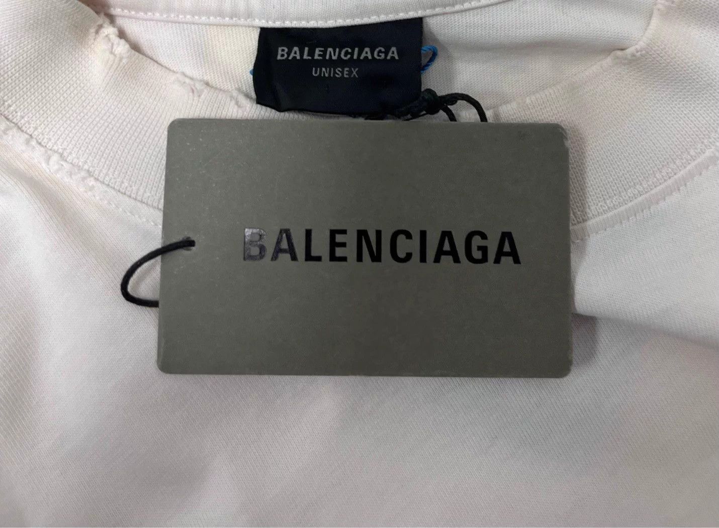 Balenciaga Balenciaga oversized white logo print unisex XXS like new Size US XXS / EU 40 - 5 Thumbnail