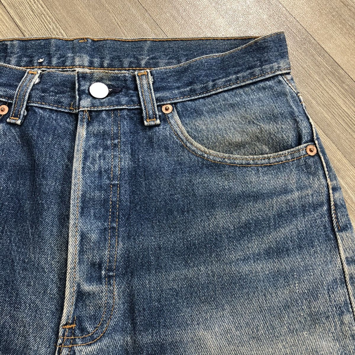 Levi's × Levi's Vintage Clothing × Vintage 🇺🇸 1990s Vintage Levis Strauss 501 #546 Faded Blue Jeans Size US 30 / EU 46 - 13 Thumbnail