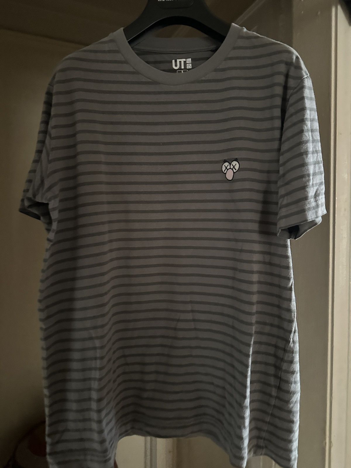 Kaws × Uniqlo Kaws x Uniqlo Striped Grey T-Shirt Size US S / EU 44-46 / 1 - 2 Thumbnail