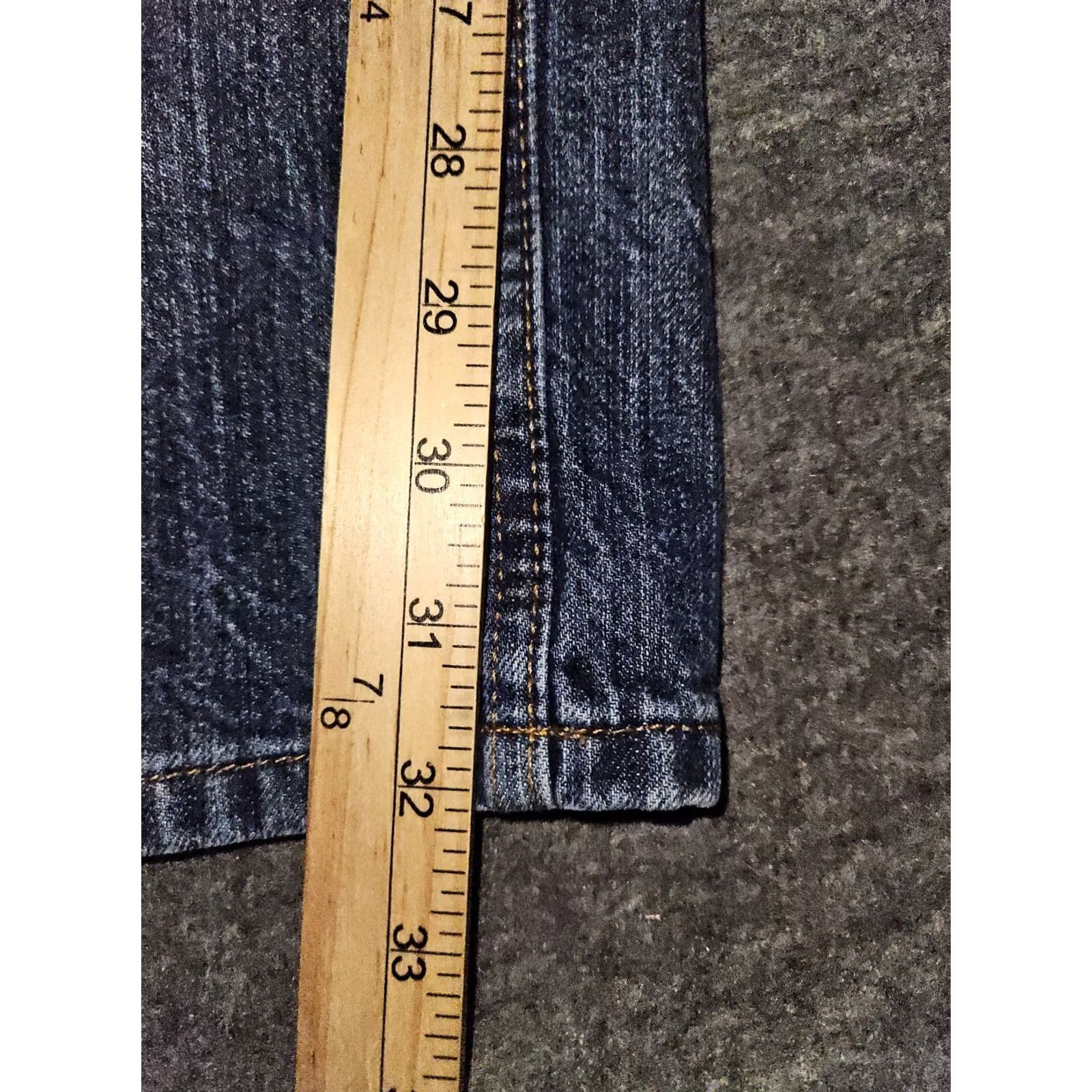 Carhartt Carhartt Jeans Men 32x34 Loose Fit Carpenter Blue Straight Denim Workwear Regular Rise Mid 32 Inseam Mens Size US 32 / EU 48 - 6 Thumbnail