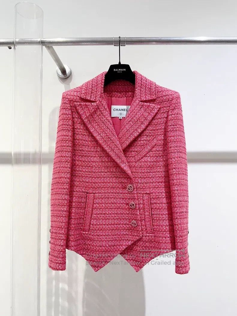 Chanel Chanel 20P watermelon red jacket Size XS / US 0-2 / IT 36-38 - 1 Thumbnail