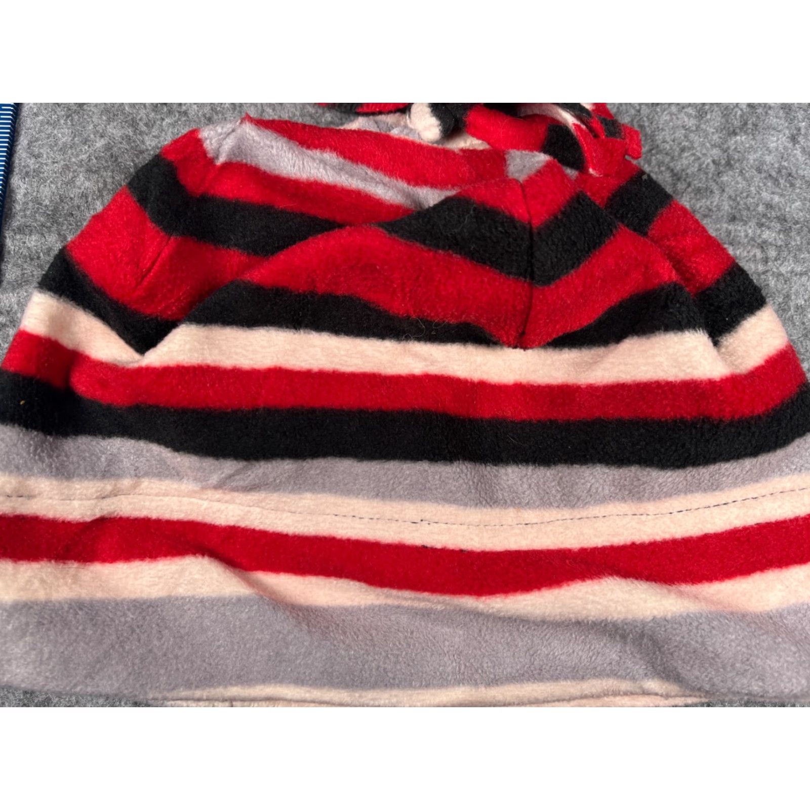 Walmart Walmart Beanie Toque Womens One Size Red Black Gray Stripe Knit Polyester Pom Hat Size ONE SIZE - 2 Thumbnail