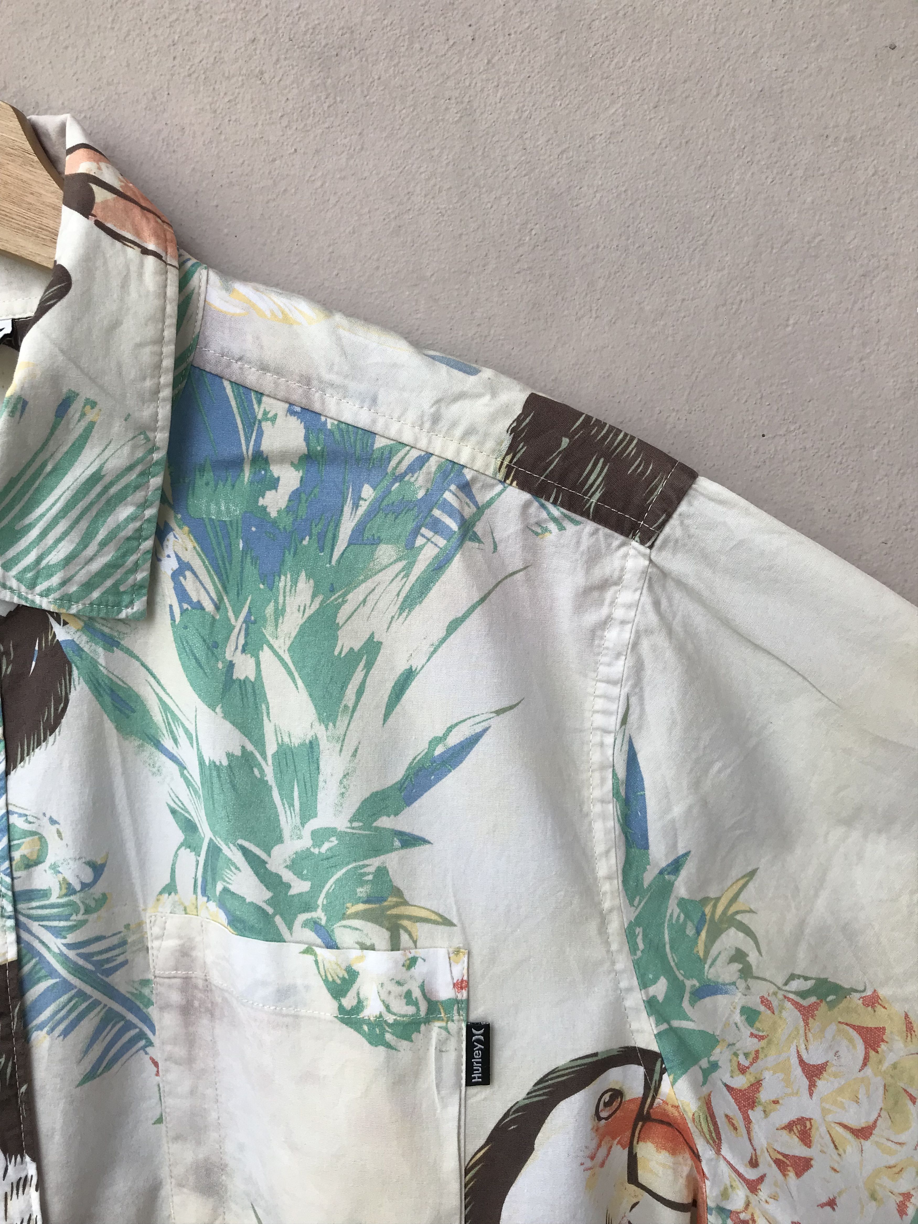 Hurley Vintage Y2K Hurley Hawaii Button Up Tee Size US L / EU 52-54 / 3 - 5 Thumbnail