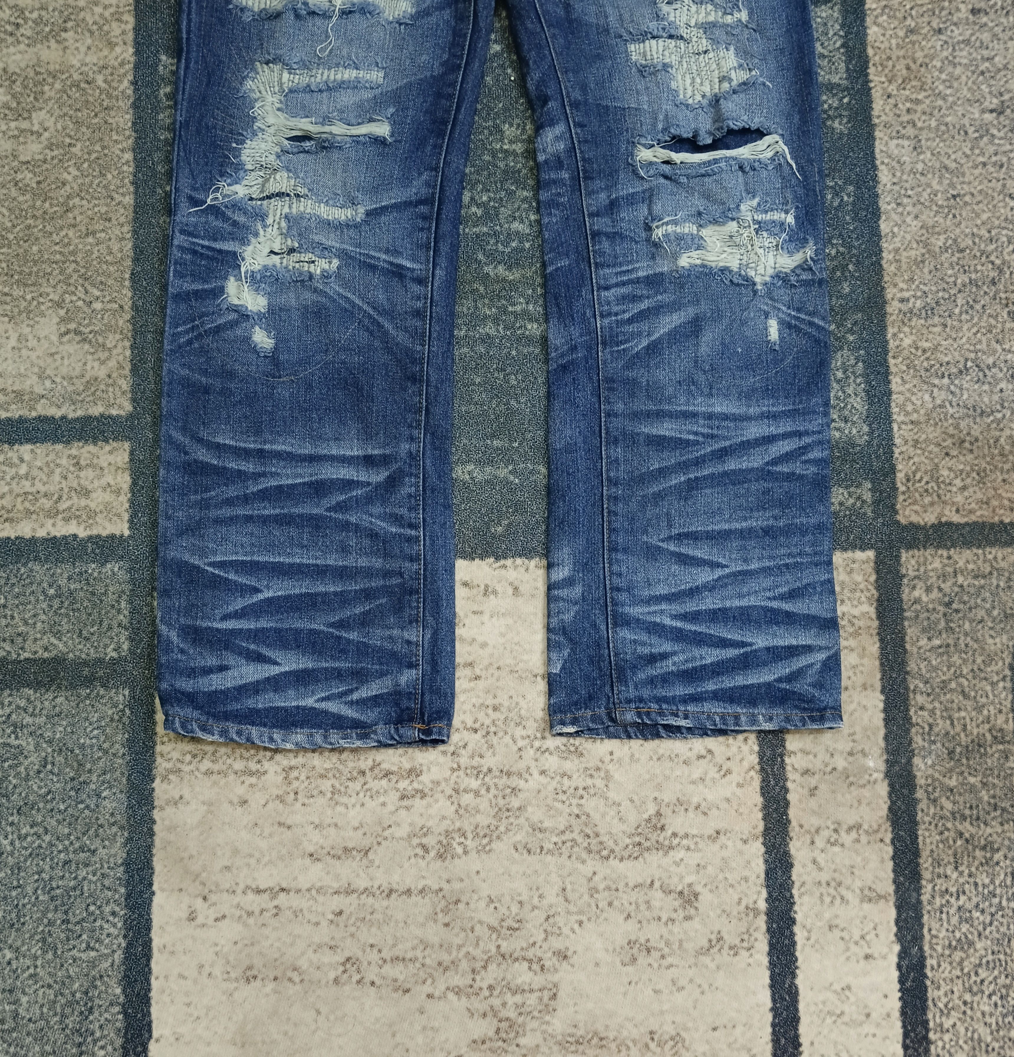 Japanese Brand M.C.D ART&CRAFT DISTRESSED DENIM PANTS Size US 32 / EU 48 - 7 Thumbnail