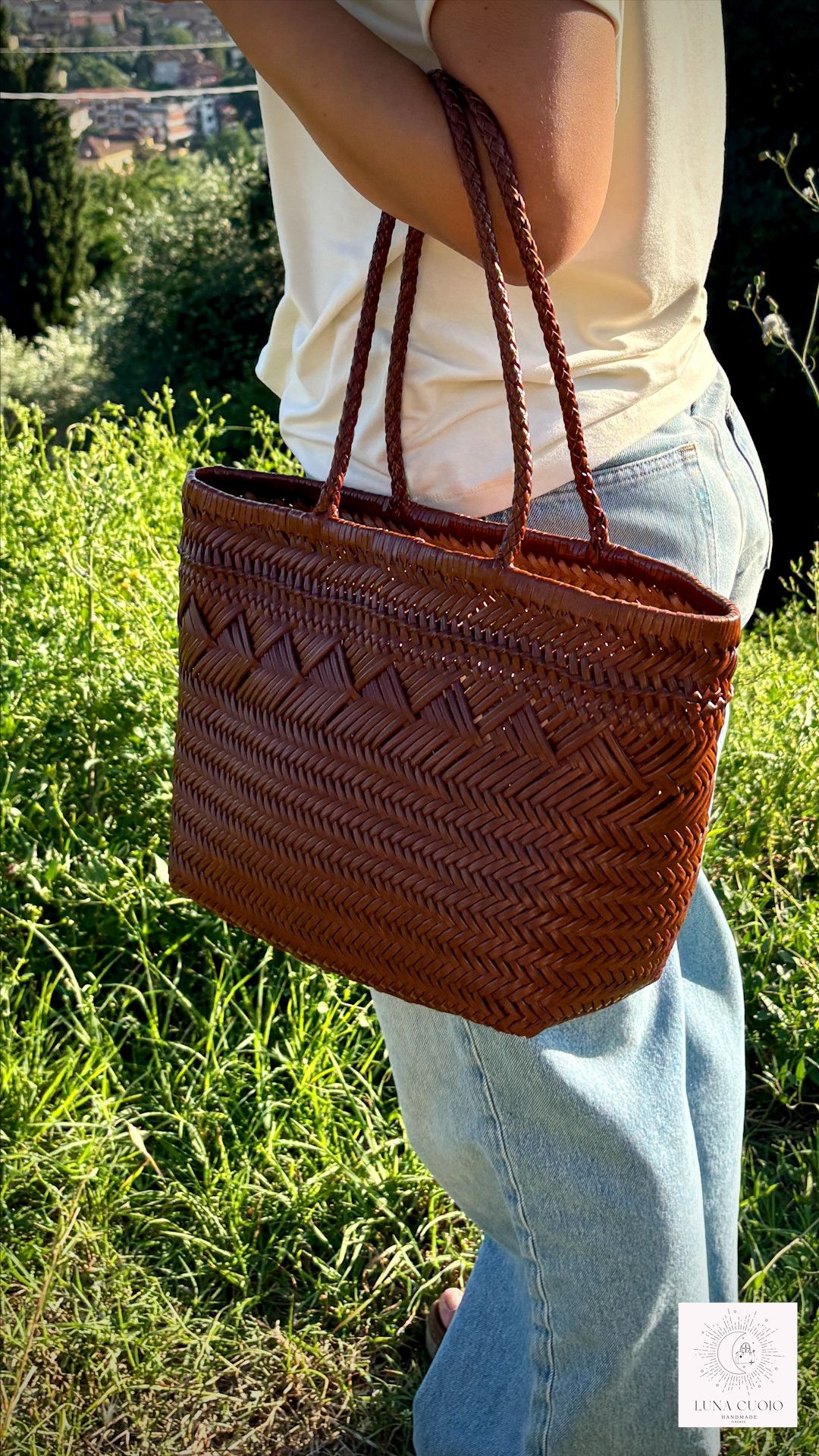 Vera Pelle Cowhide Leather Tote Bag – Handwoven Shoulder Purse Size ONE SIZE - 1 Thumbnail