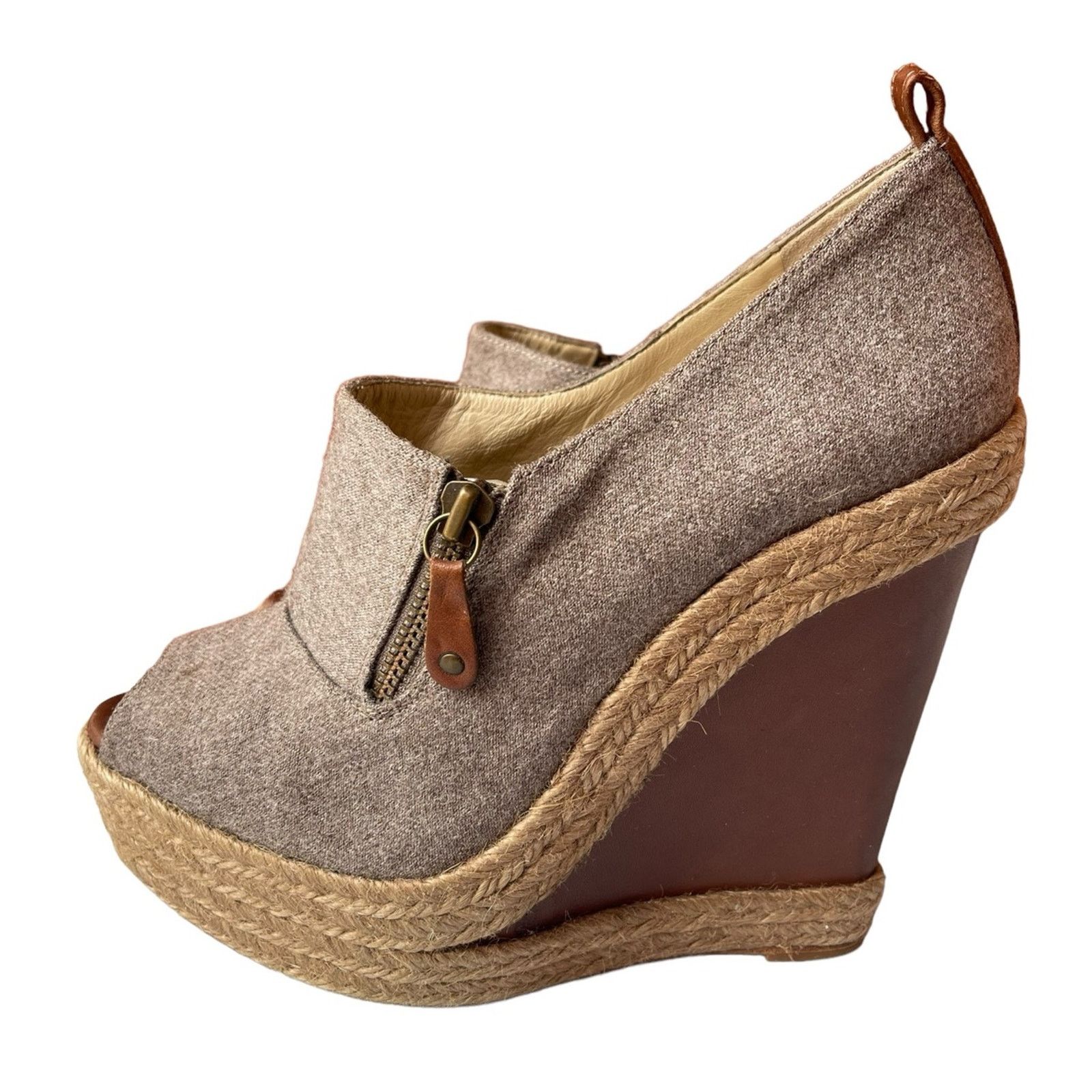 Christian Louboutin Christian Louboutin Deroba Peep Toe TAUPE Flannel Size 40 Size US 10.5 / IT 40.5 - 1 Thumbnail