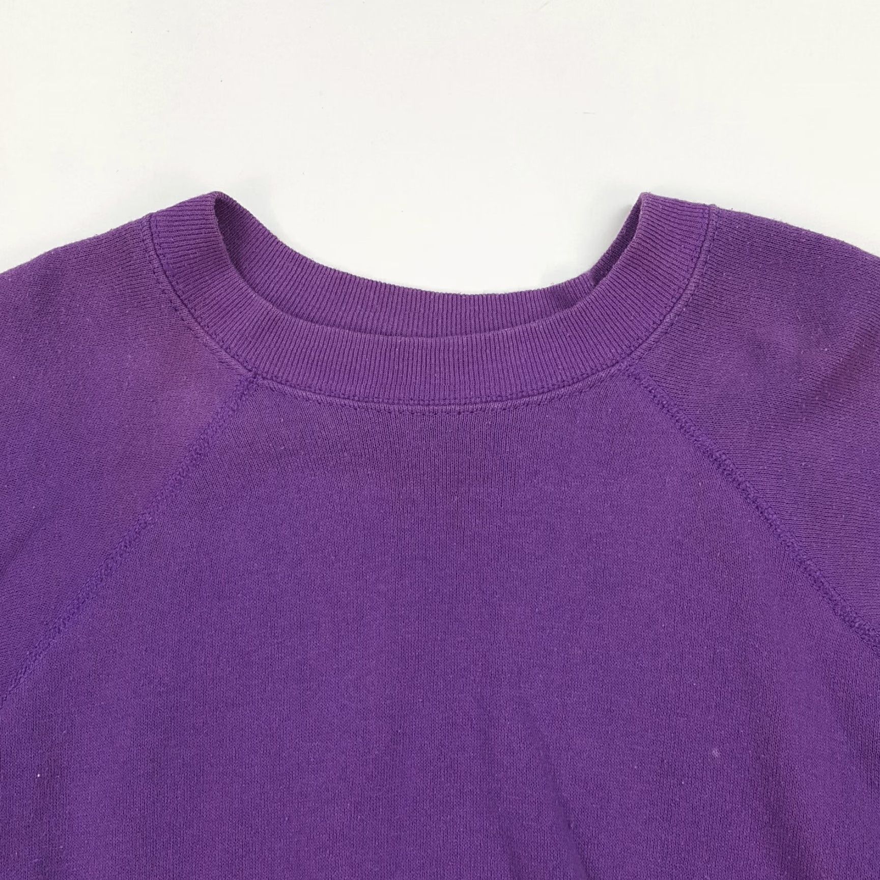 Tultex VINTAGE Tultex Sweatshirt Raglan Purple L Mens Crewneck USA Made Graphic Print 80s 90s Retro Collegiate Grunge Raglan Crewneck Sweatshirt Size US L / EU 52-54 / 3 - 6 Thumbnail