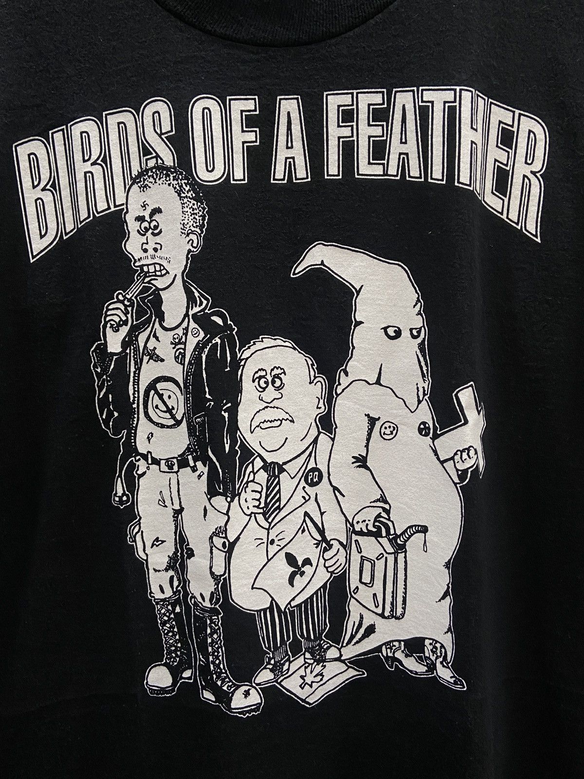 Band Tees × Vintage Rare Vintage 90s Birds Of A Feather Band Tour Tshirt Size US XL / EU 56 / 4 - 4 Thumbnail