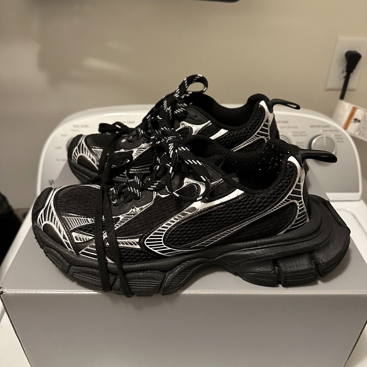 Balenciaga 3XL BLACK Size US 8 / EU 41 - 4 Thumbnail